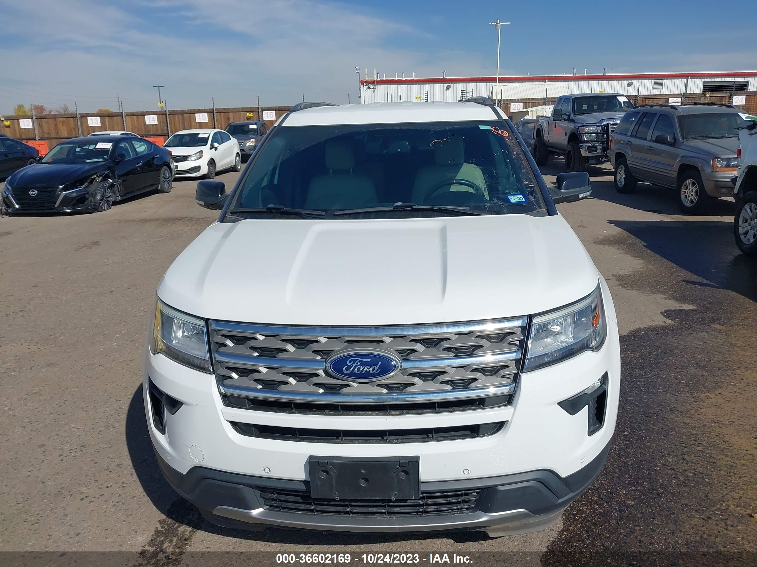 Photo 11 VIN: 1FM5K8D83JGA20083 - FORD EXPLORER 