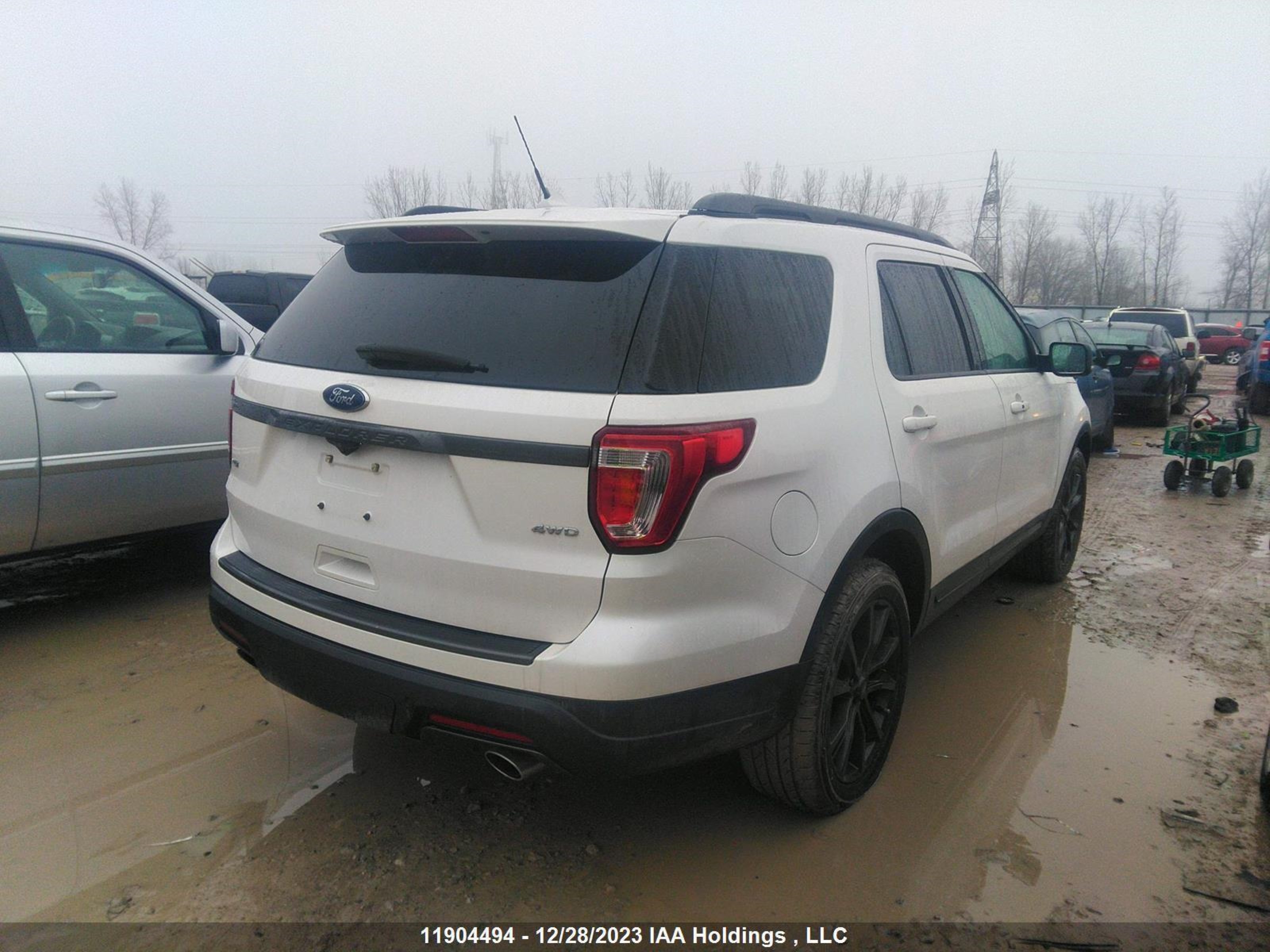 Photo 3 VIN: 1FM5K8D83JGB61624 - FORD EXPLORER 