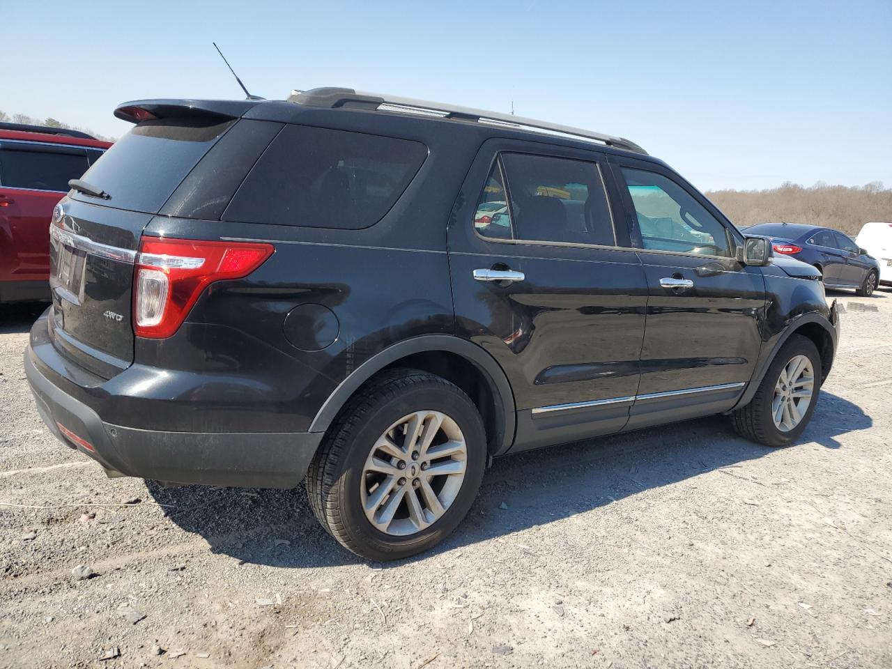 Photo 2 VIN: 1FM5K8D84EGB39900 - FORD EXPLORER 