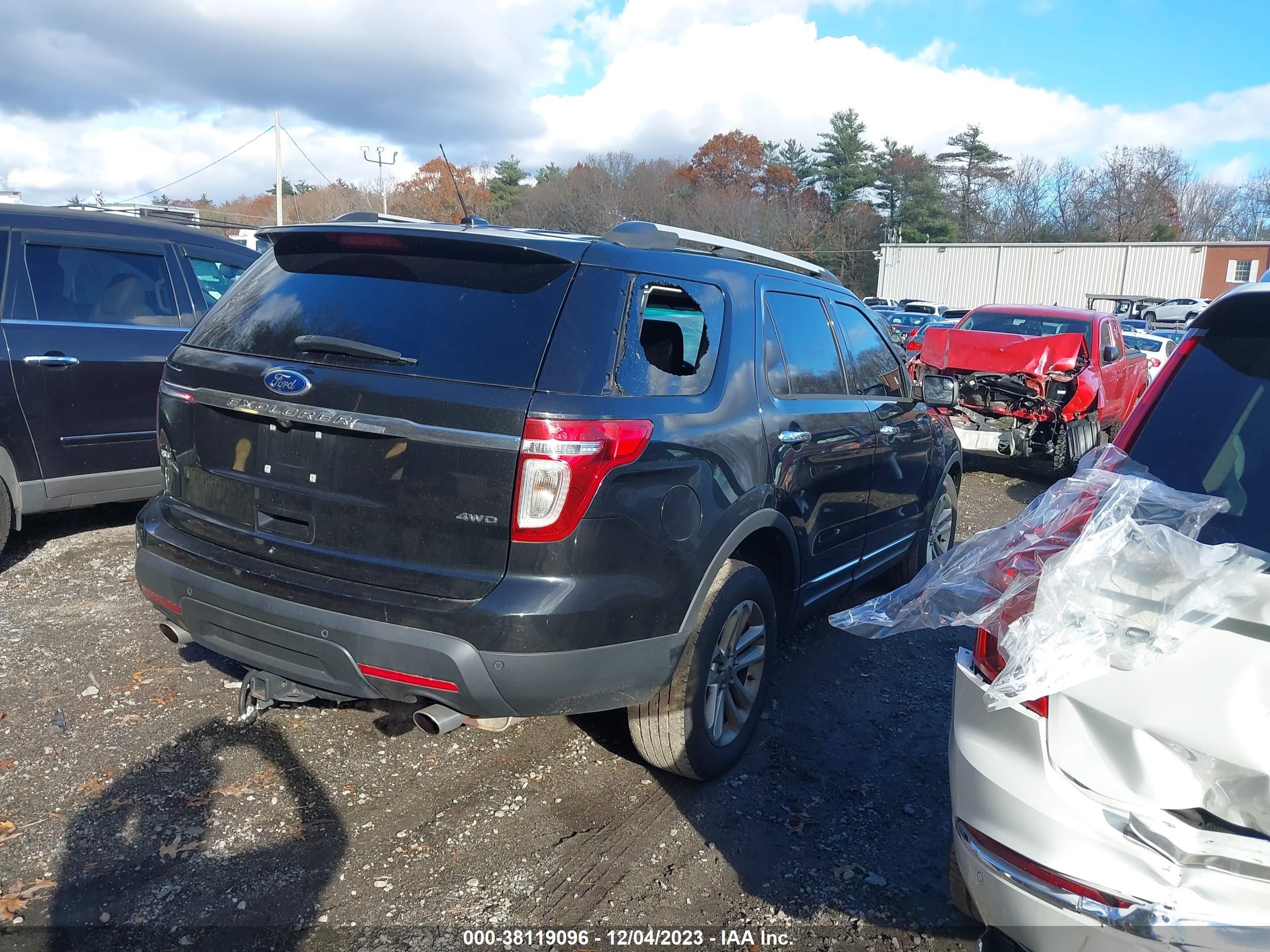 Photo 3 VIN: 1FM5K8D84FGA23601 - FORD EXPLORER 