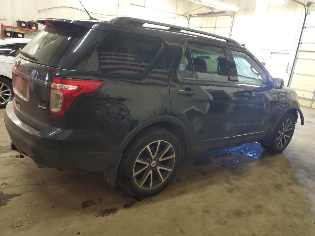 Photo 2 VIN: 1FM5K8D84FGA74385 - FORD EXPLORER 