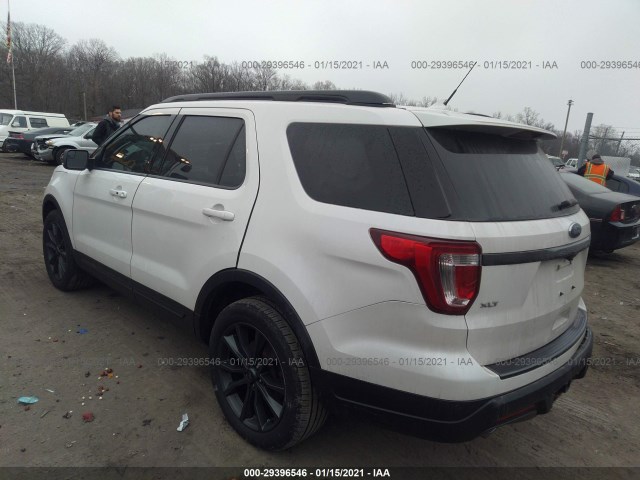 Photo 2 VIN: 1FM5K8D84JGA12316 - FORD EXPLORER 