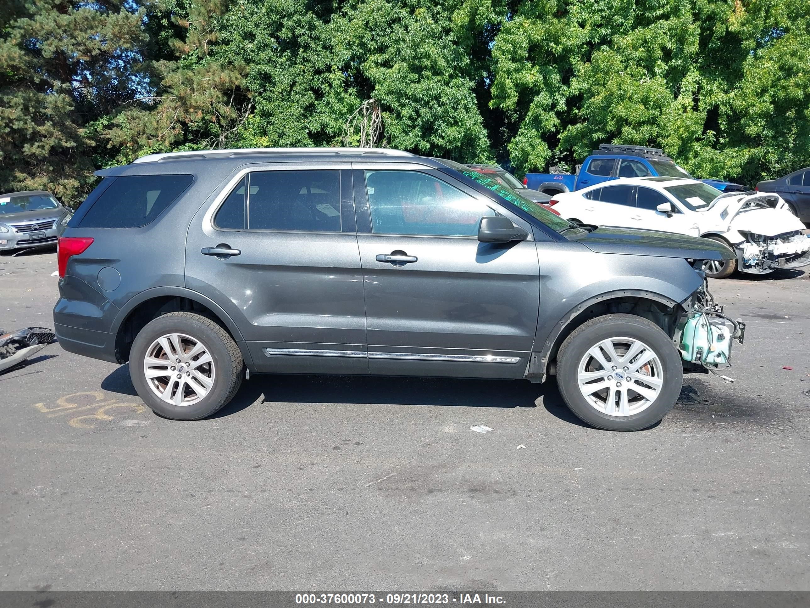 Photo 13 VIN: 1FM5K8D84JGC73803 - FORD EXPLORER 