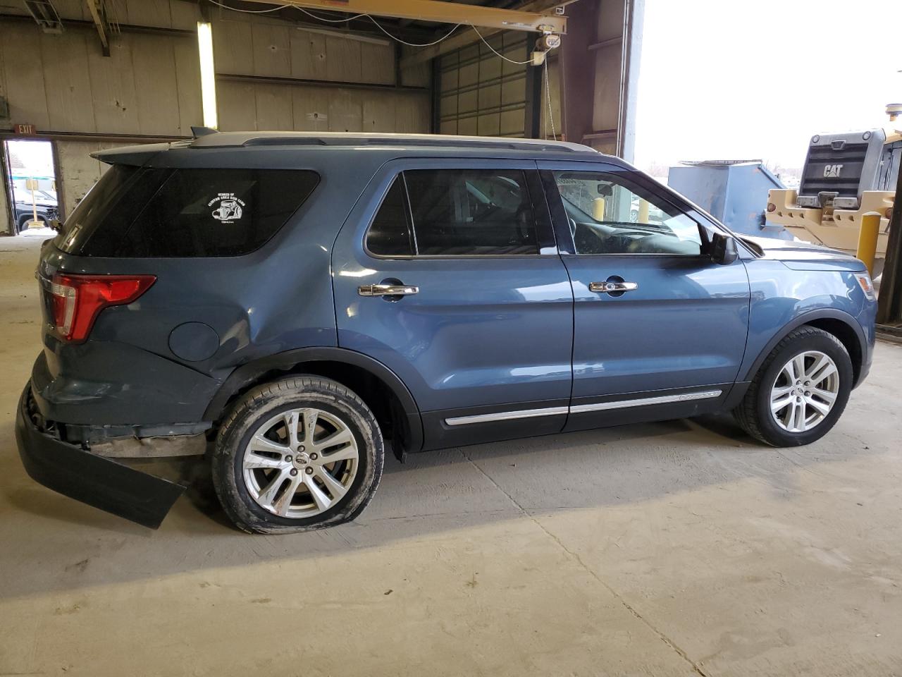 Photo 2 VIN: 1FM5K8D85JGA12650 - FORD EXPLORER 