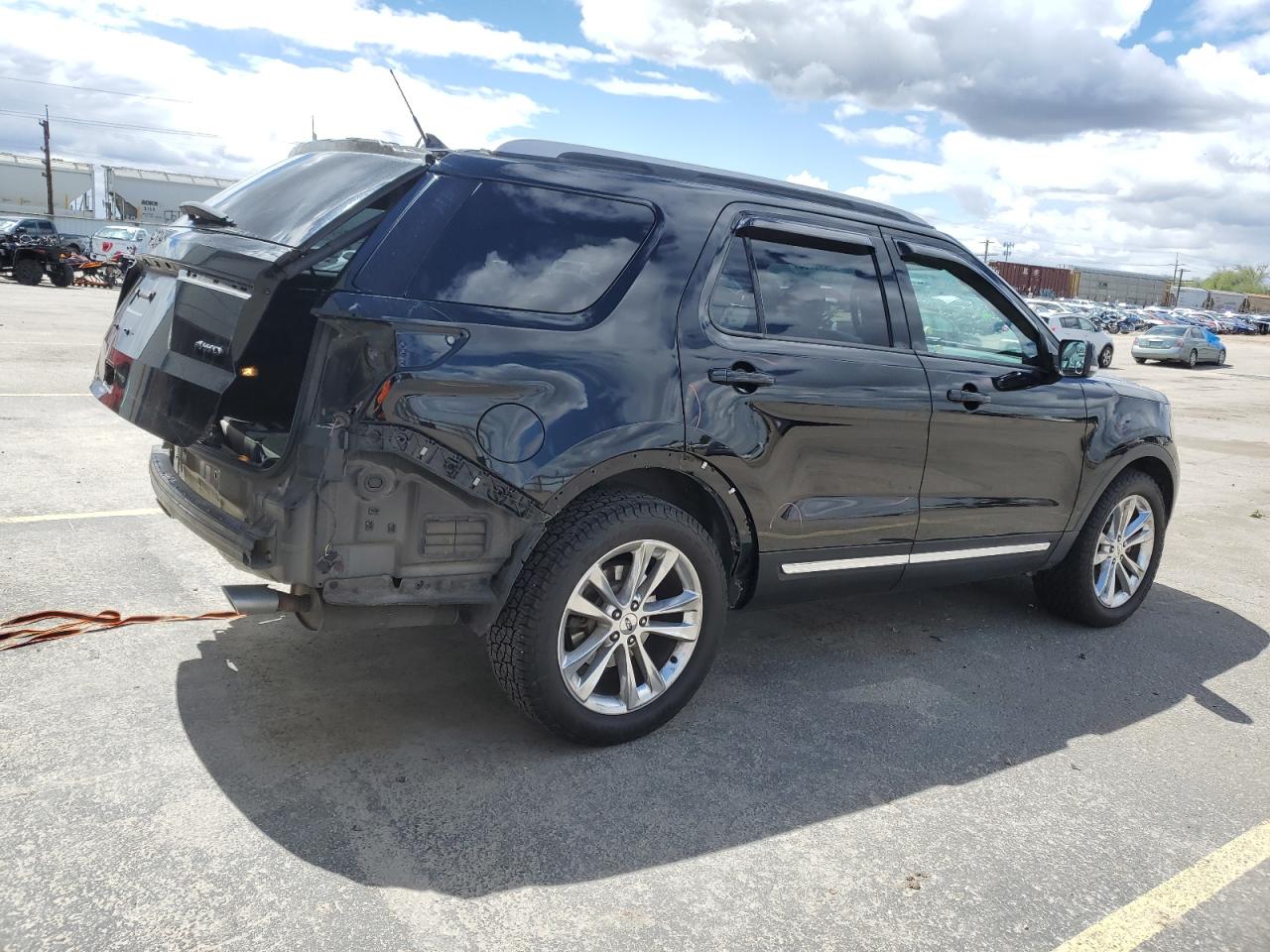 Photo 2 VIN: 1FM5K8D86JGB65912 - FORD EXPLORER 