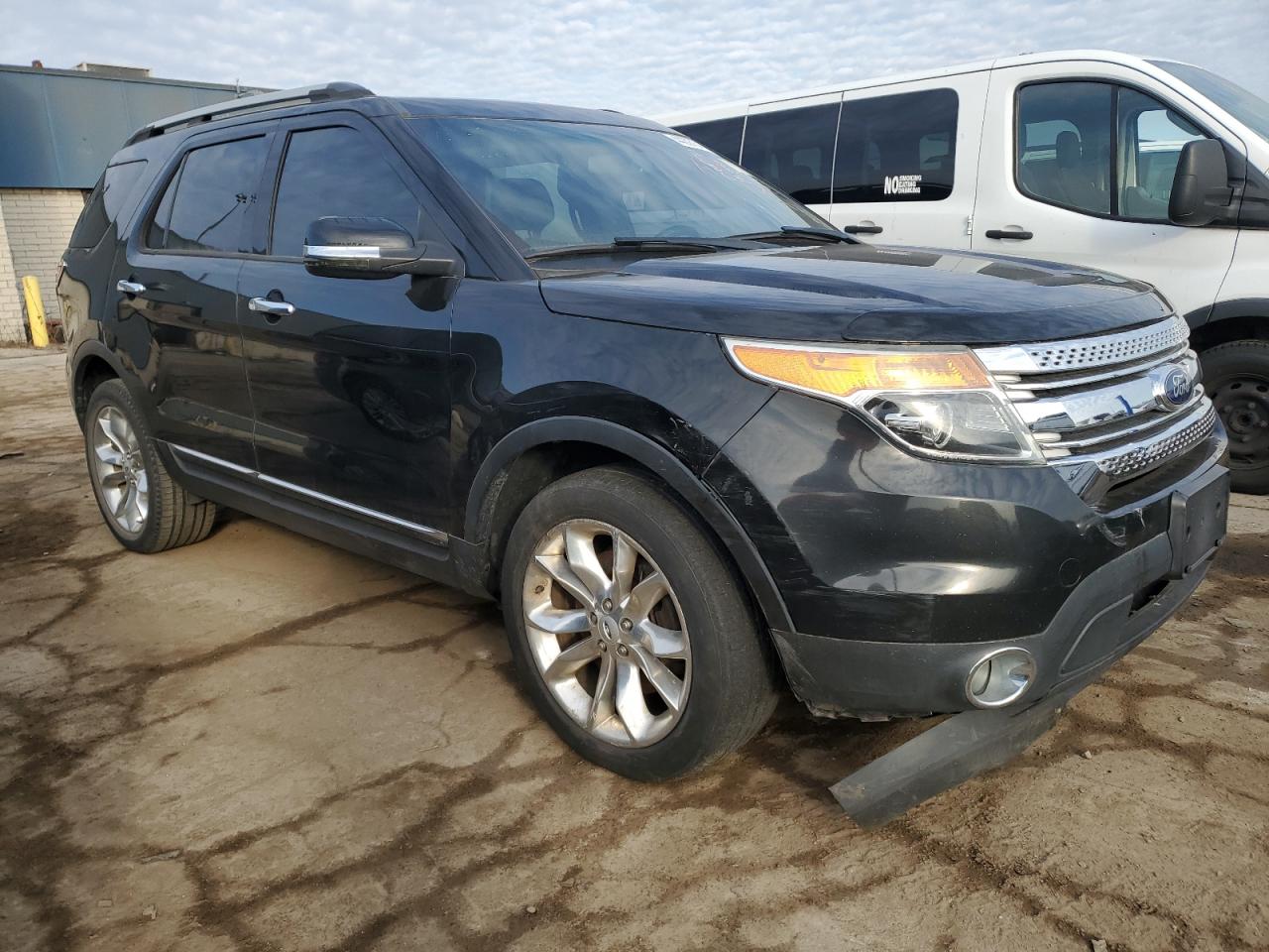 Photo 3 VIN: 1FM5K8D87DGC38712 - FORD EXPLORER 