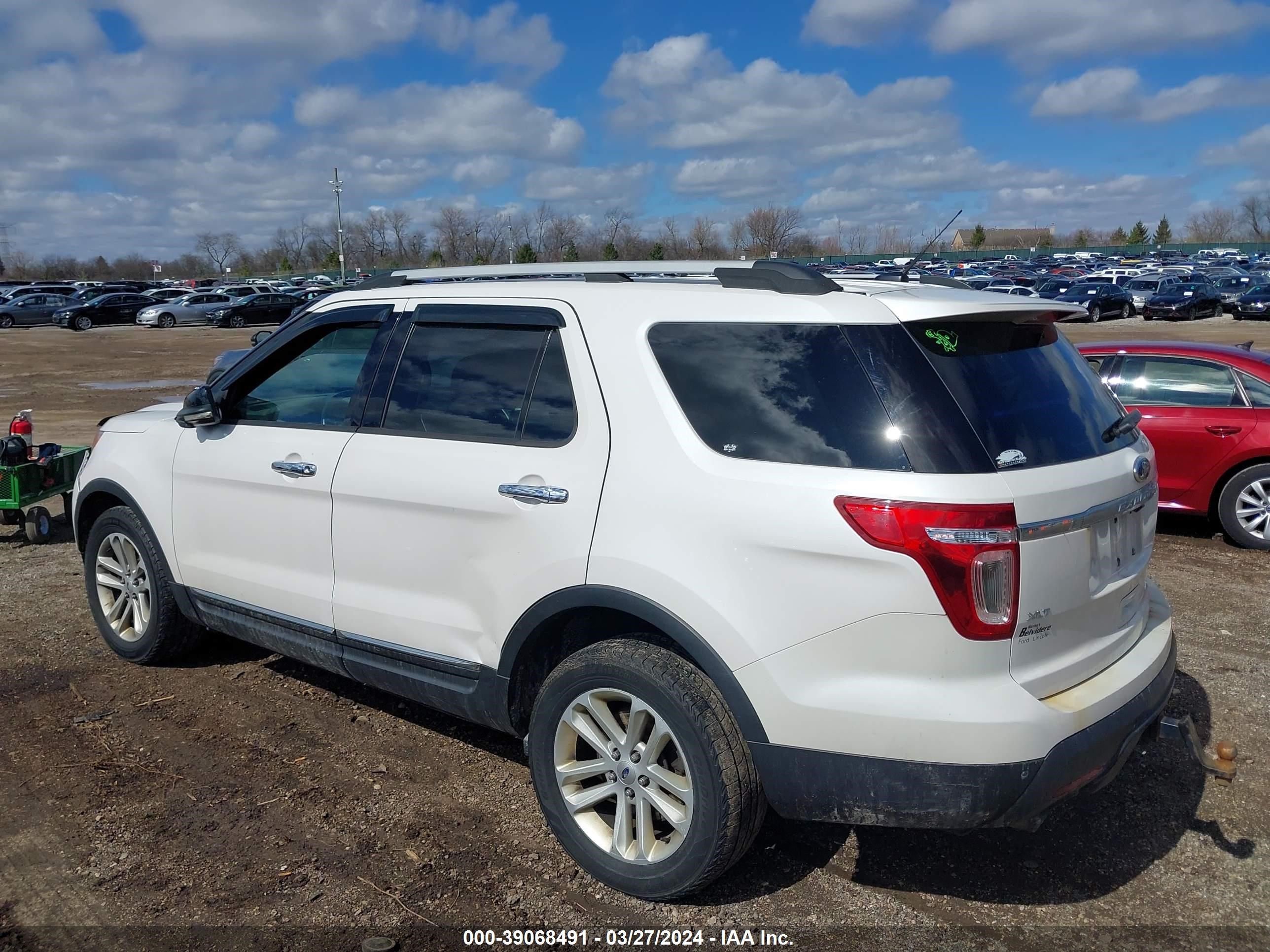 Photo 2 VIN: 1FM5K8D89DGA79160 - FORD EXPLORER 