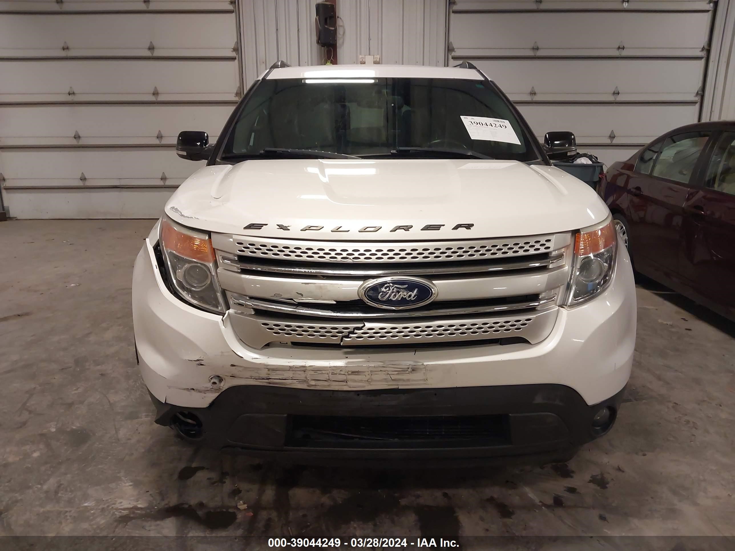 Photo 11 VIN: 1FM5K8D89EGB36359 - FORD EXPLORER 