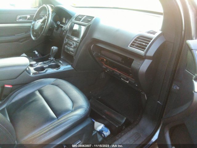 Photo 4 VIN: 1FM5K8D89JGC89320 - FORD EXPLORER 