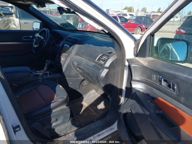 Photo 4 VIN: 1FM5K8D89KGB38737 - FORD EXPLORER 