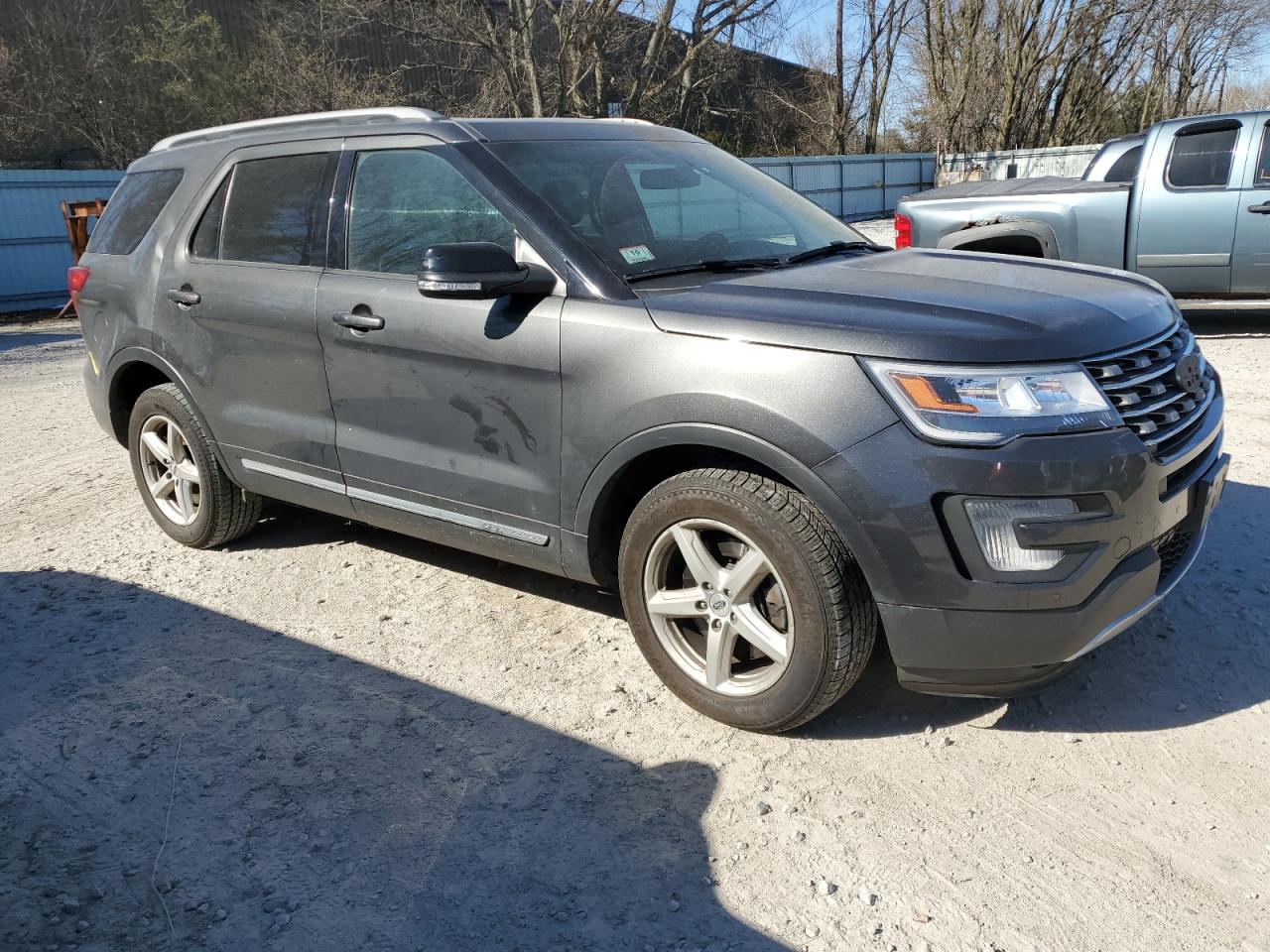 Photo 3 VIN: 1FM5K8D8XHGC50097 - FORD EXPLORER 