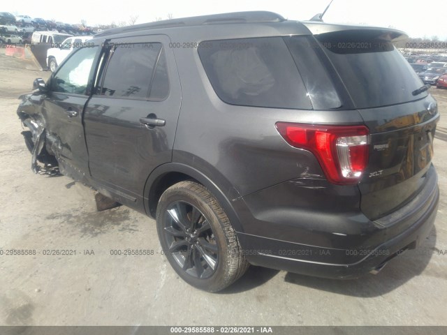 Photo 2 VIN: 1FM5K8D8XKGA37643 - FORD EXPLORER 