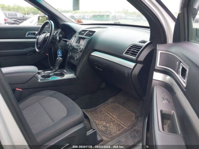 Photo 4 VIN: 1FM5K8DH4HGA15470 - FORD EXPLORER 