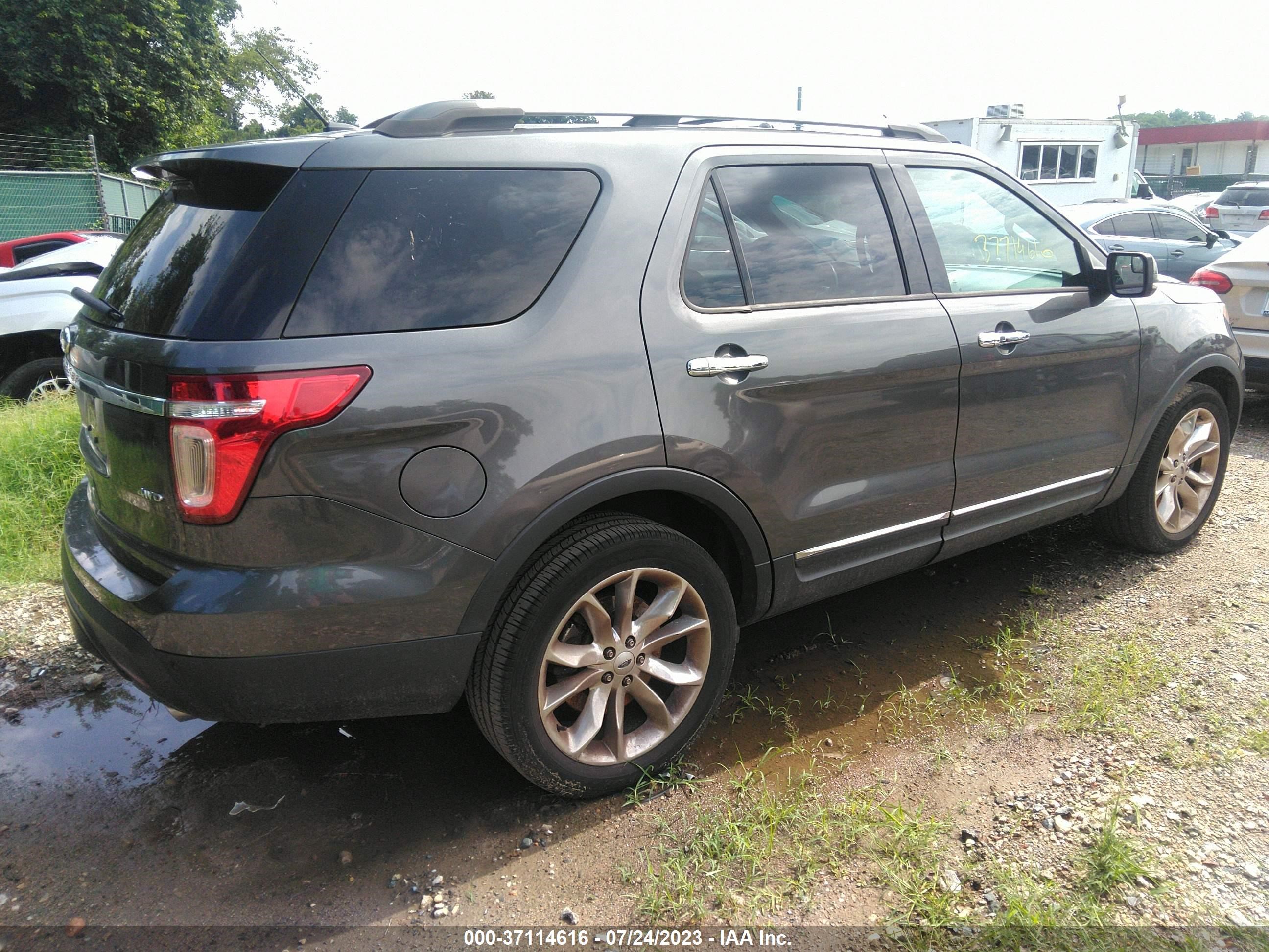 Photo 3 VIN: 1FM5K8F80FGA12608 - FORD EXPLORER 