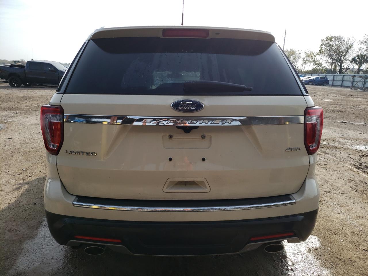 Photo 5 VIN: 1FM5K8F82JGC60495 - FORD EXPLORER 