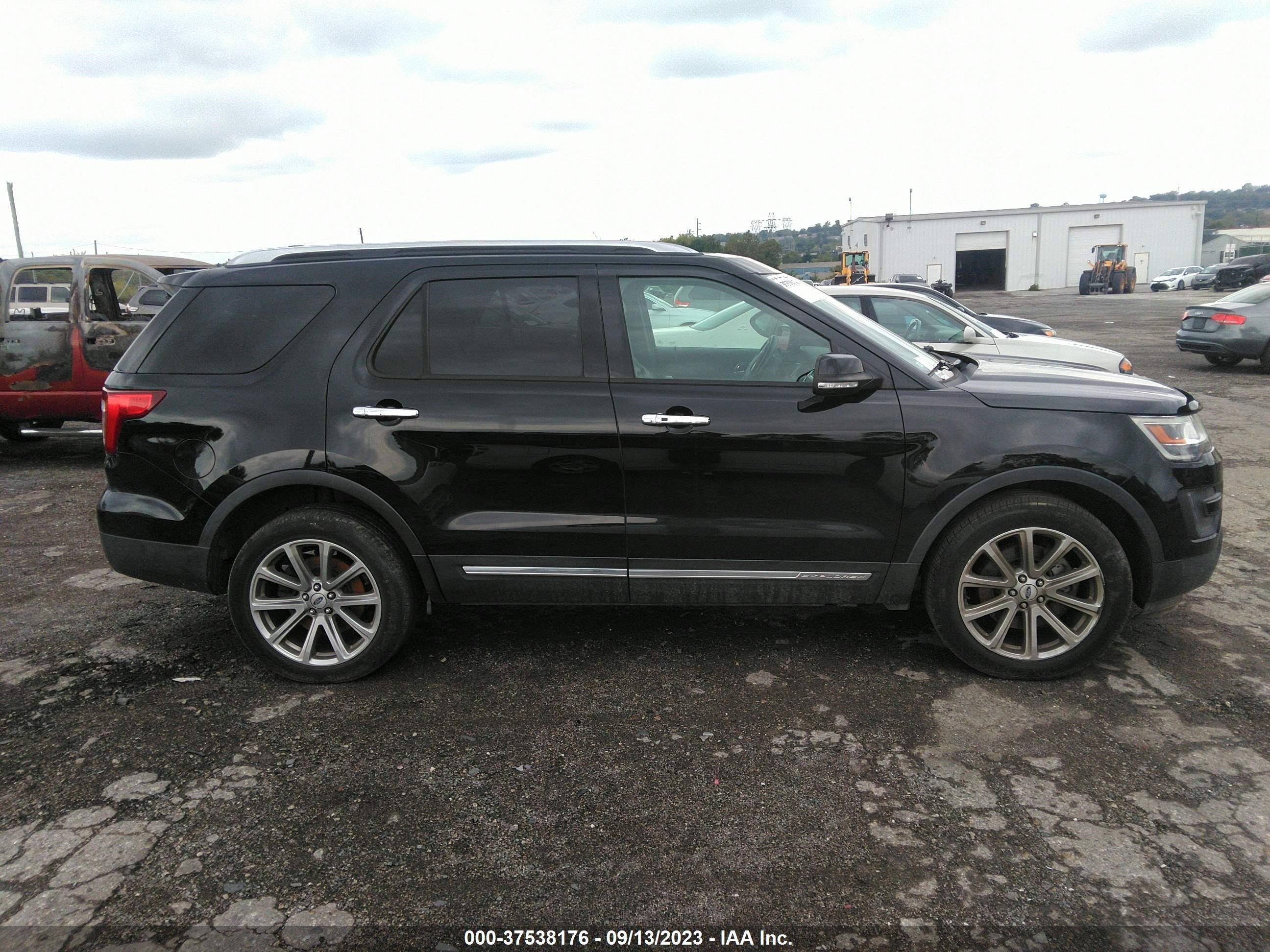 Photo 12 VIN: 1FM5K8F83GGA18839 - FORD EXPLORER 