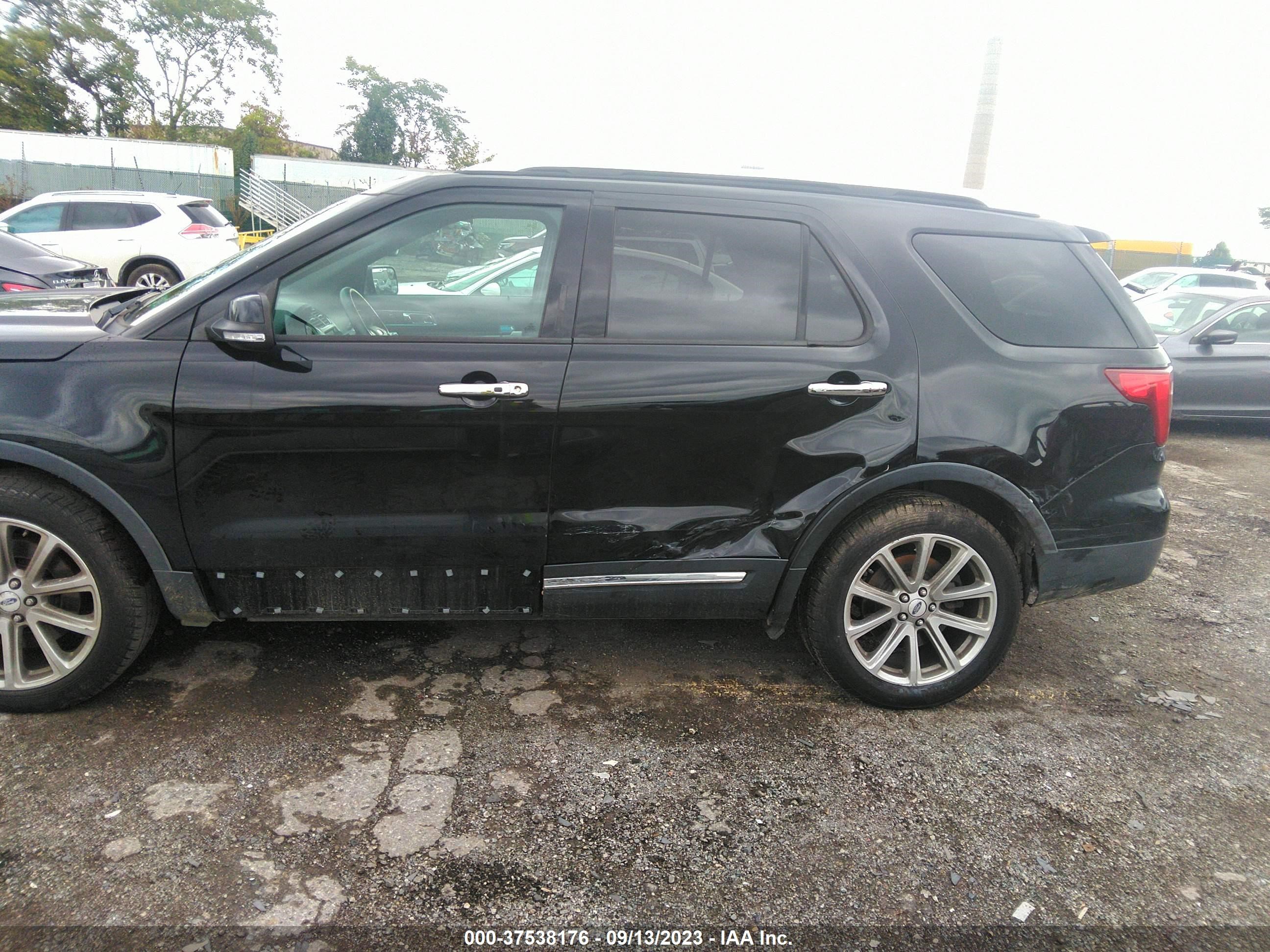 Photo 5 VIN: 1FM5K8F83GGA18839 - FORD EXPLORER 