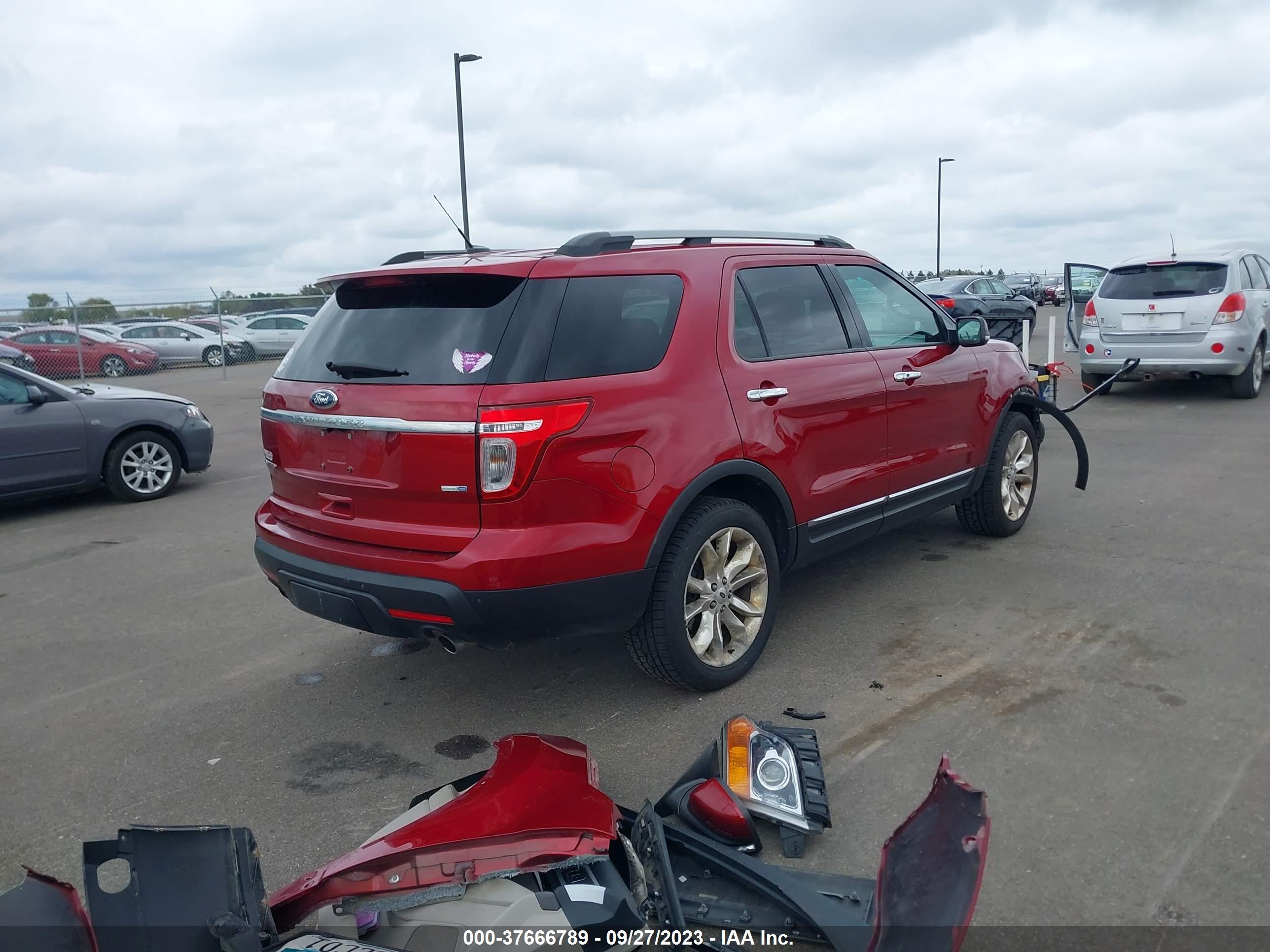 Photo 3 VIN: 1FM5K8F84FGC64460 - FORD EXPLORER 