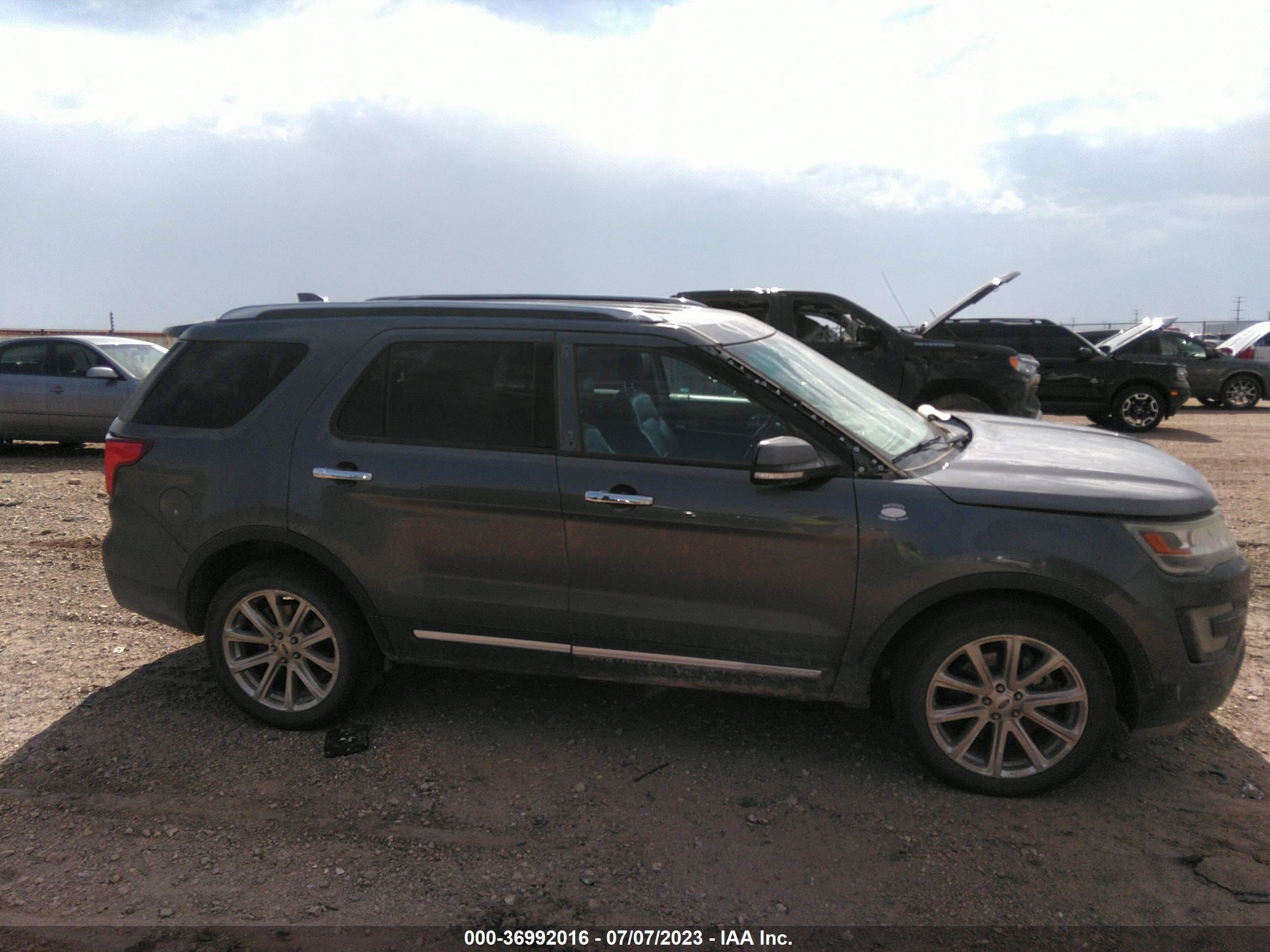 Photo 12 VIN: 1FM5K8F85GGB26492 - FORD EXPLORER 