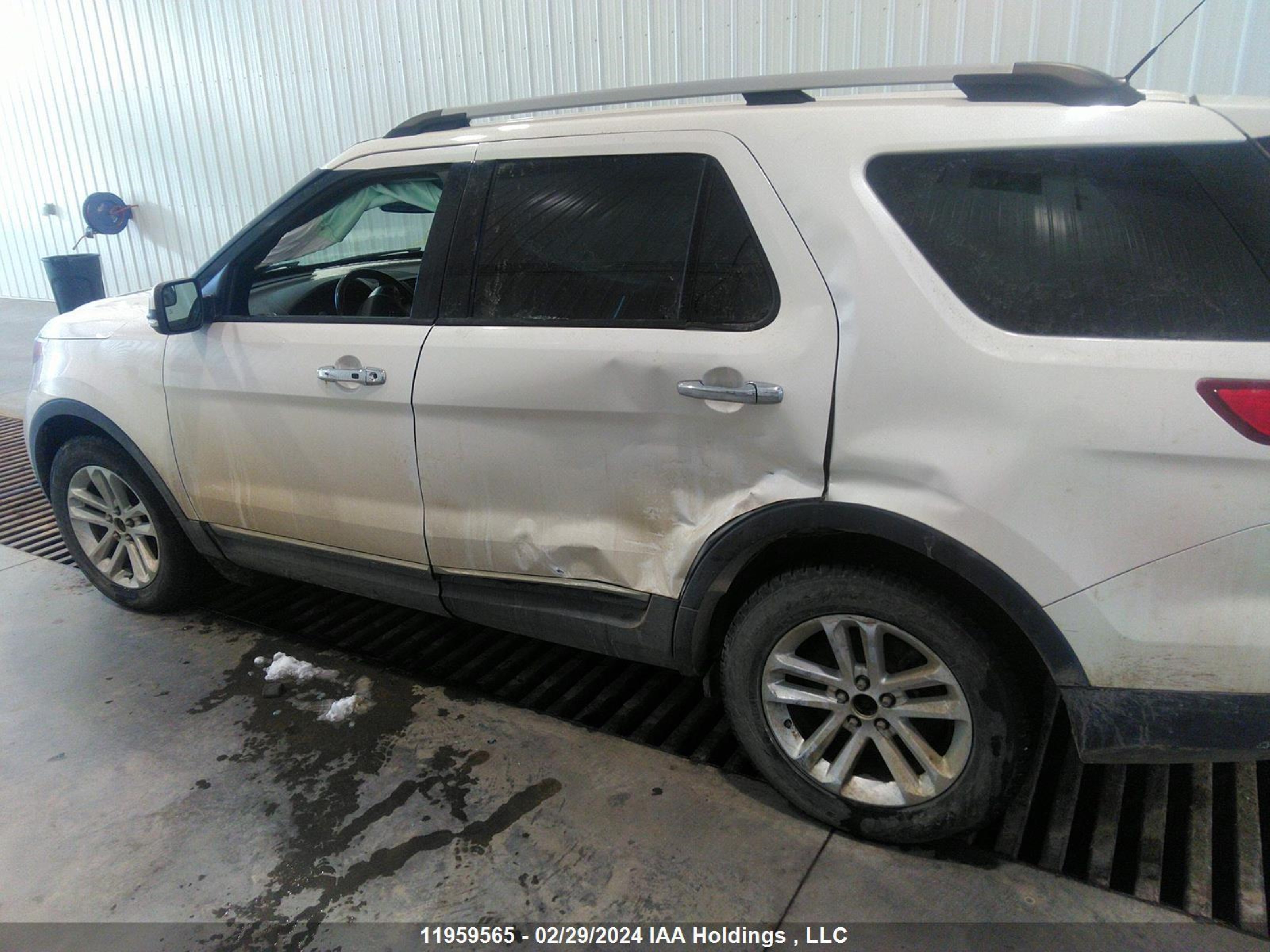 Photo 5 VIN: 1FM5K8F86DGB16775 - FORD EXPLORER 