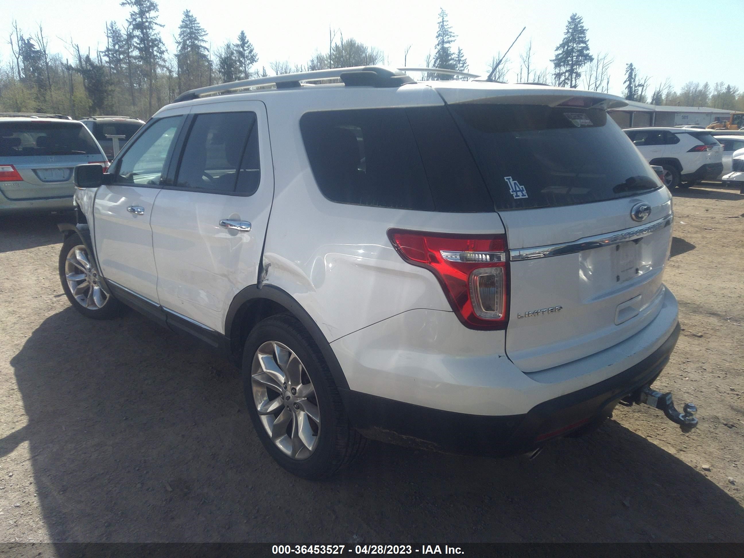 Photo 2 VIN: 1FM5K8F88DGB34663 - FORD EXPLORER 