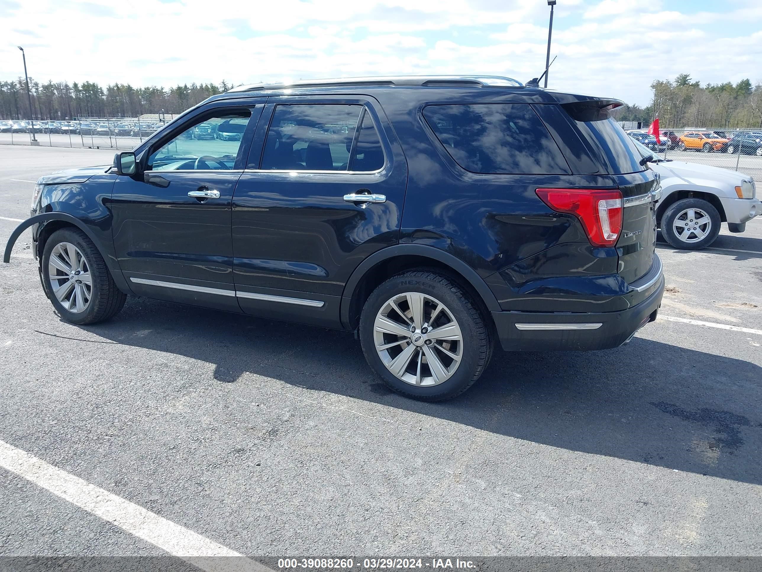 Photo 2 VIN: 1FM5K8F89KGA11340 - FORD EXPLORER 