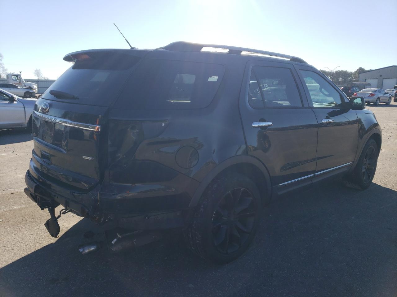 Photo 2 VIN: 1FM5K8F8XEGA53505 - FORD EXPLORER 