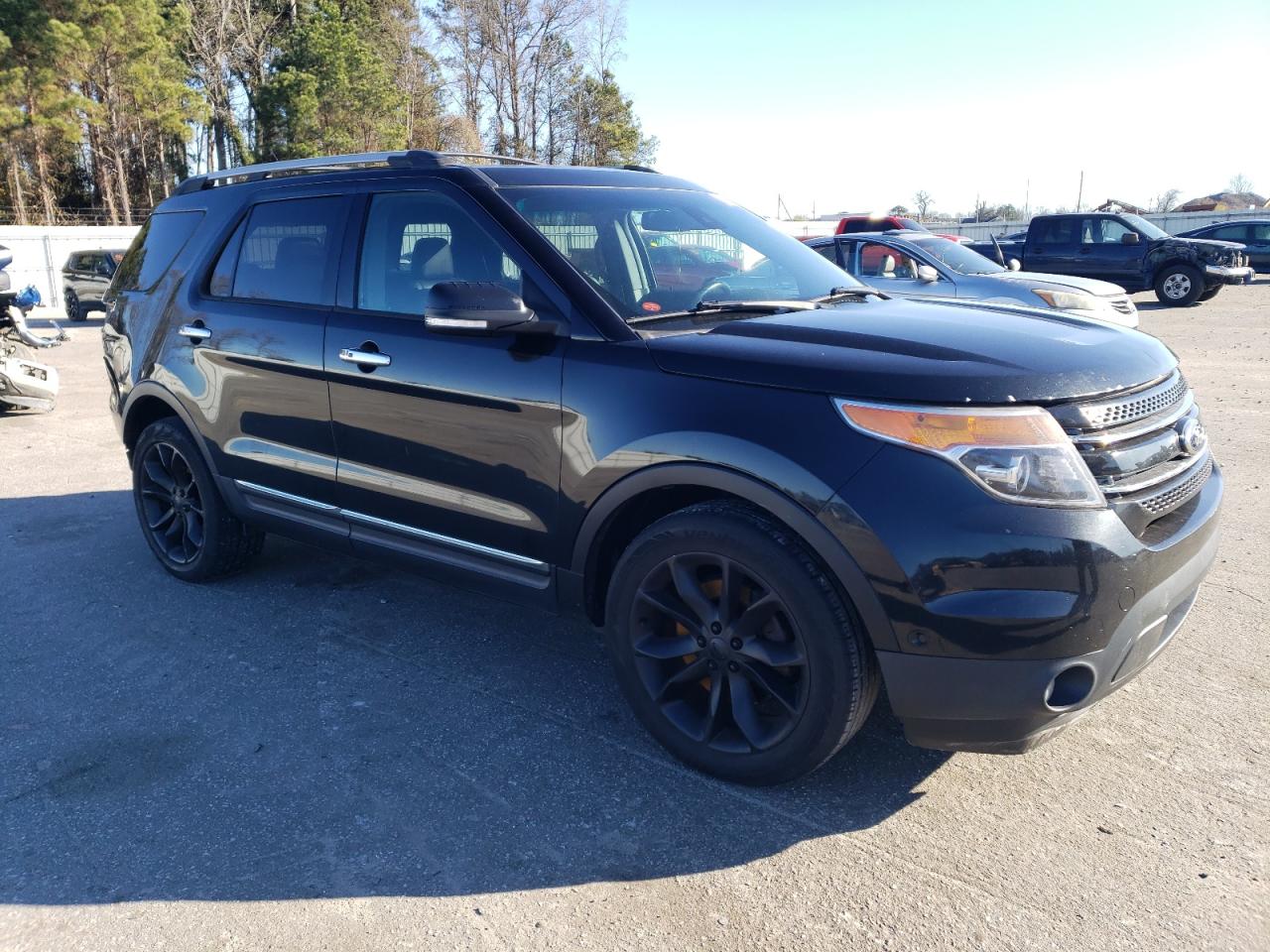 Photo 3 VIN: 1FM5K8F8XEGA53505 - FORD EXPLORER 