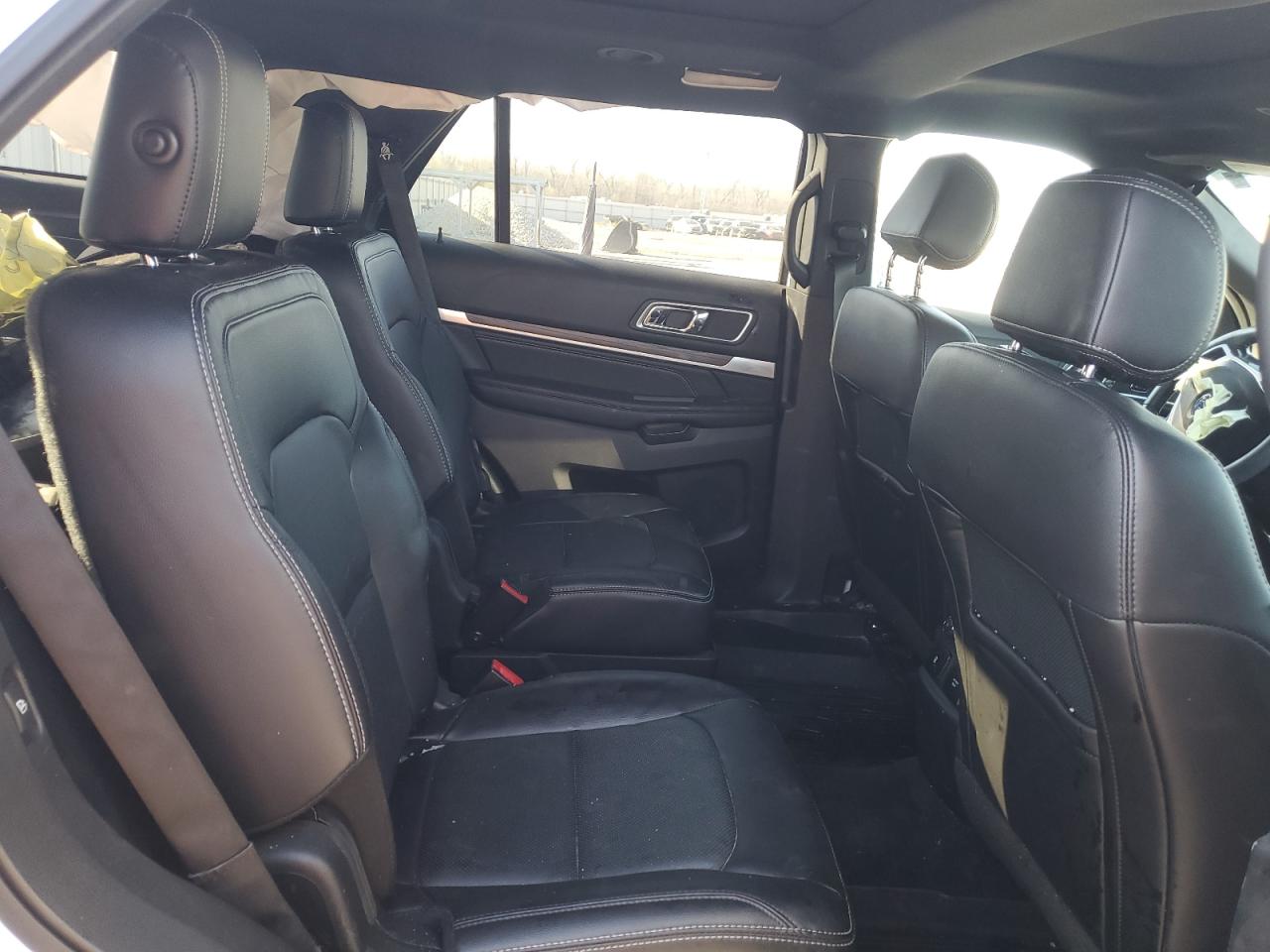 Photo 10 VIN: 1FM5K8F8XHGC54504 - FORD EXPLORER 