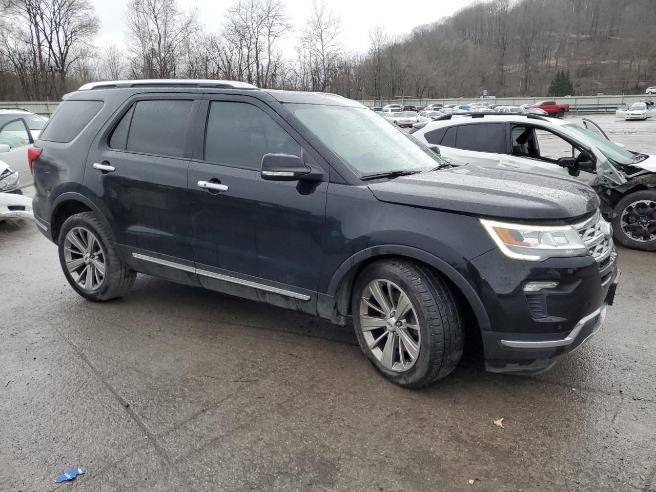 Photo 3 VIN: 1FM5K8F8XJGA15055 - FORD EXPLORER 