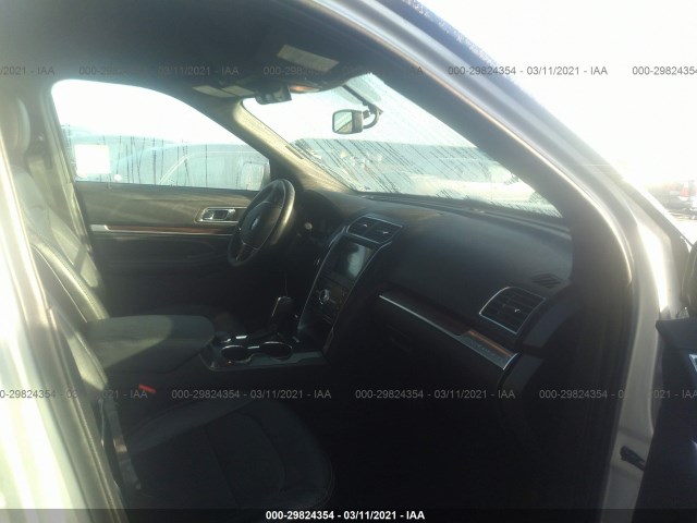 Photo 4 VIN: 1FM5K8F8XKGB16100 - FORD EXPLORER 