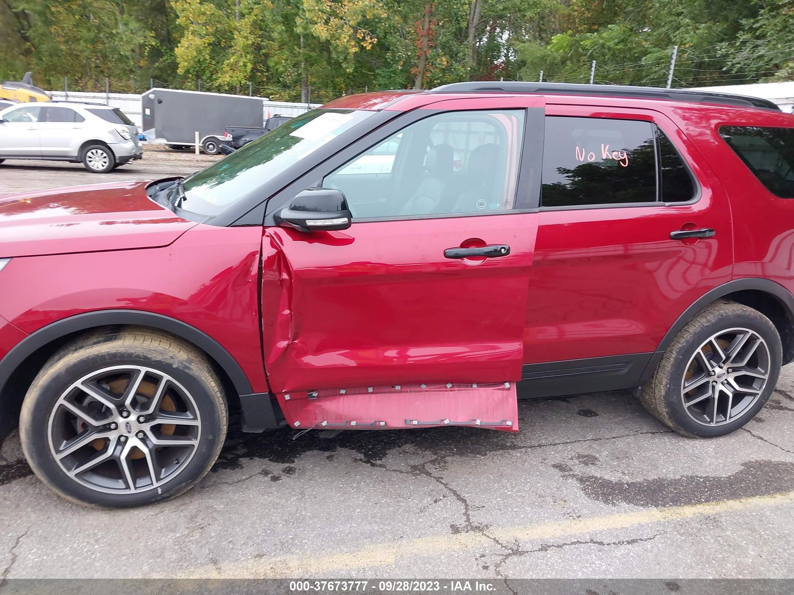 Photo 5 VIN: 1FM5K8GT0GGA02312 - FORD EXPLORER 