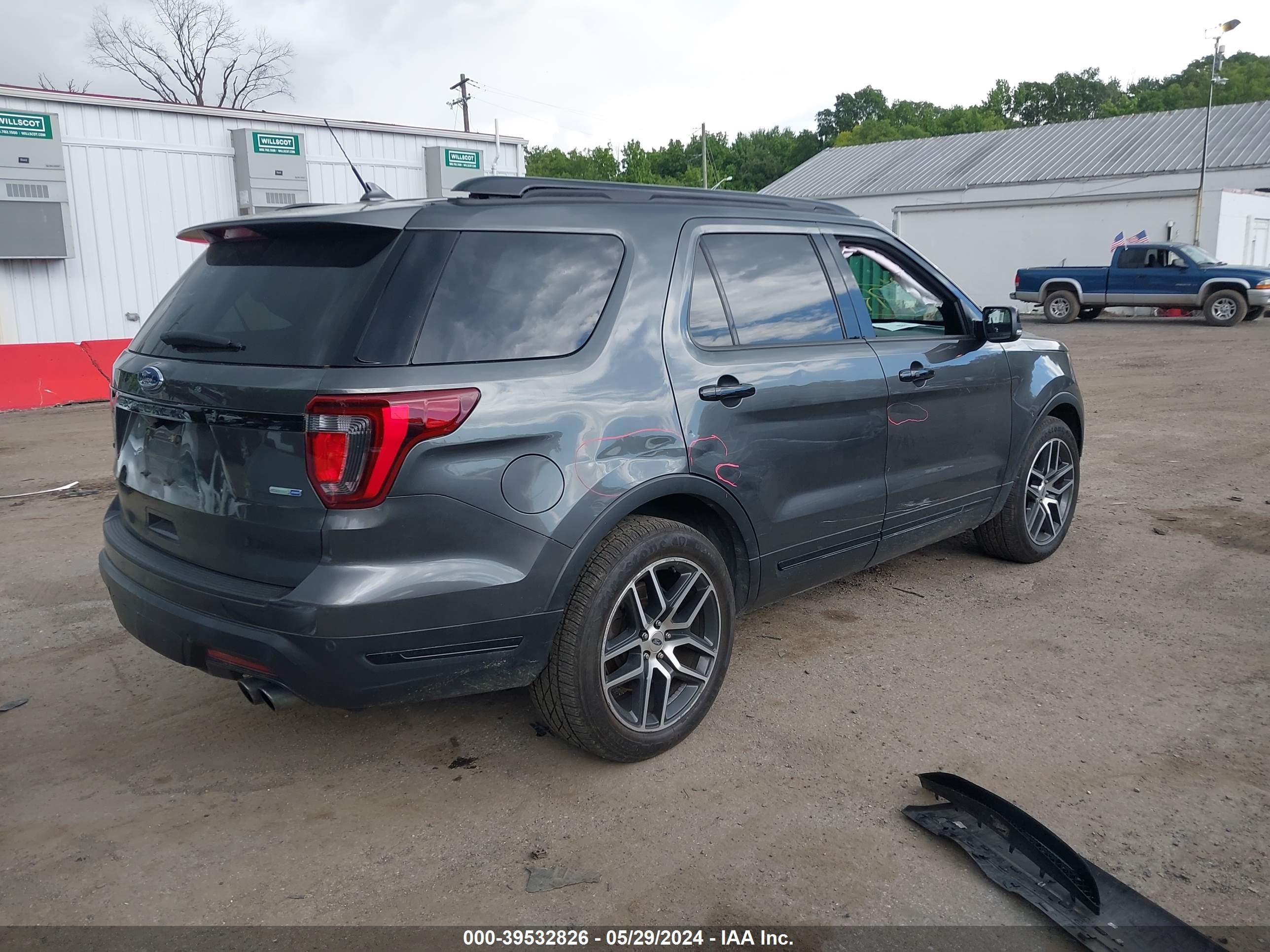 Photo 3 VIN: 1FM5K8GT0KGA58565 - FORD EXPLORER 