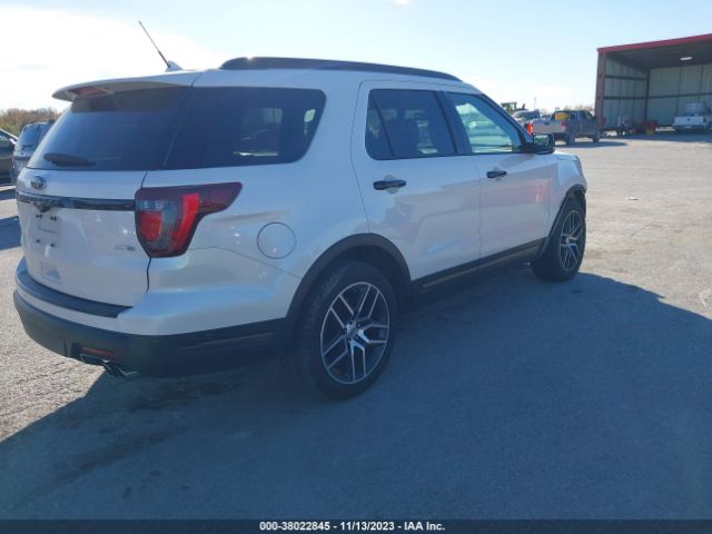 Photo 3 VIN: 1FM5K8GT2JGC32621 - FORD EXPLORER 