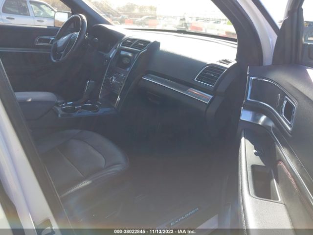 Photo 4 VIN: 1FM5K8GT2JGC32621 - FORD EXPLORER 