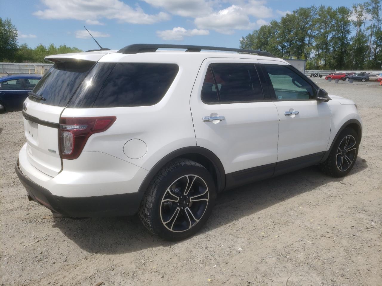 Photo 2 VIN: 1FM5K8GT4EGB63341 - FORD EXPLORER 