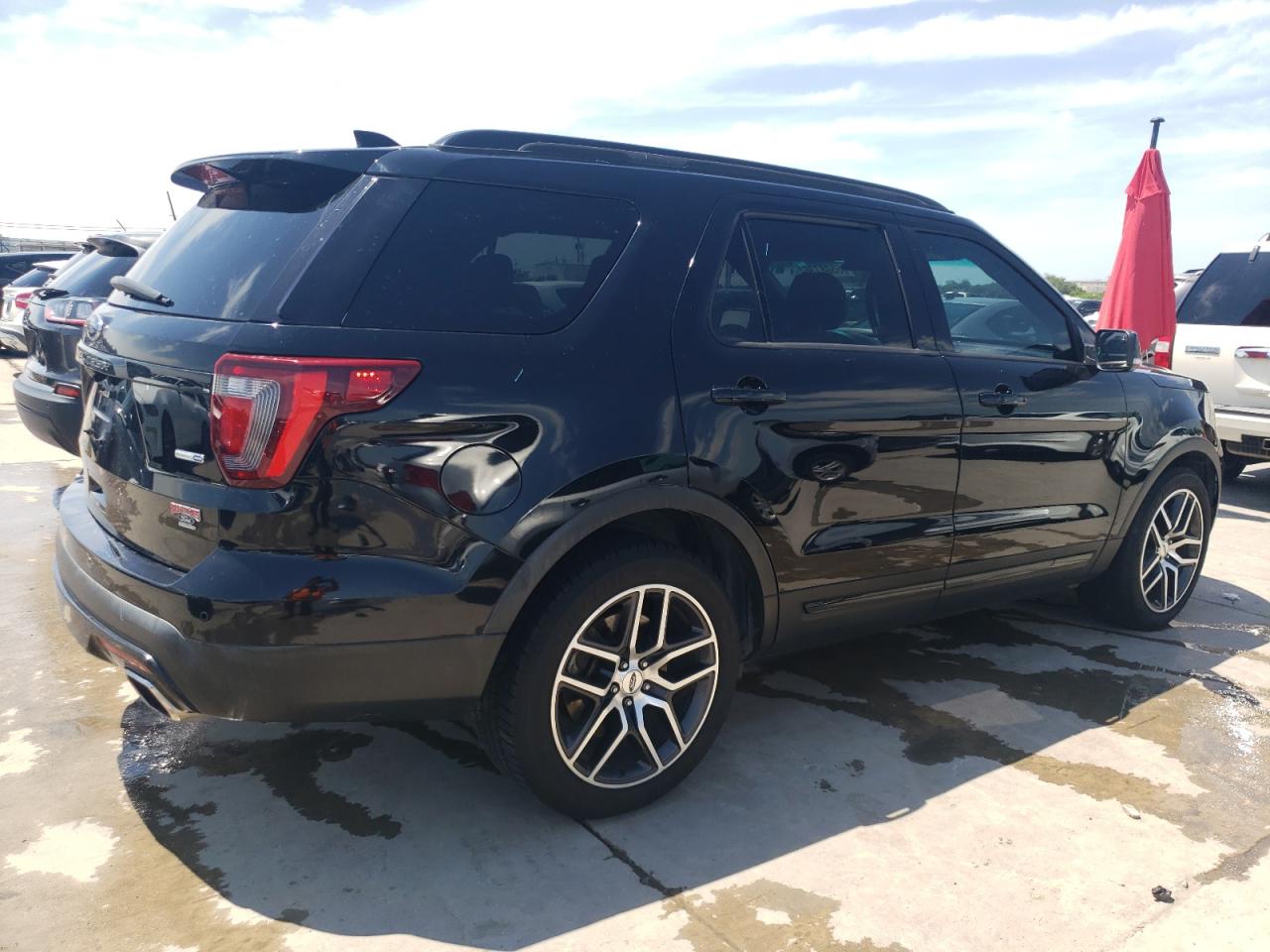 Photo 2 VIN: 1FM5K8GT4GGC04196 - FORD EXPLORER 