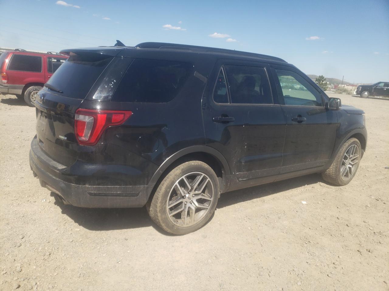 Photo 2 VIN: 1FM5K8GT4JGA55862 - FORD EXPLORER 