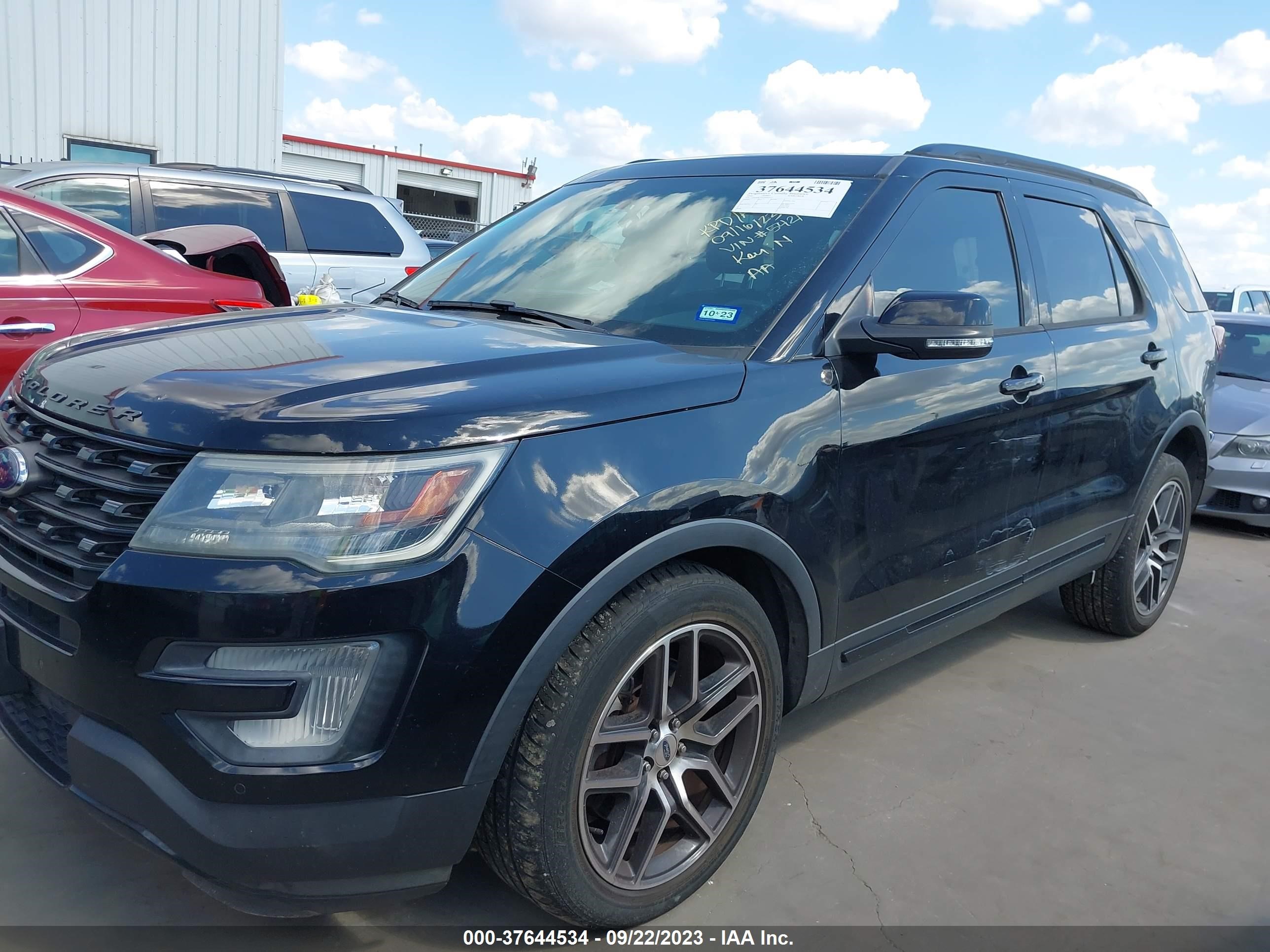 Photo 12 VIN: 1FM5K8GT5GGB05421 - FORD EXPLORER 