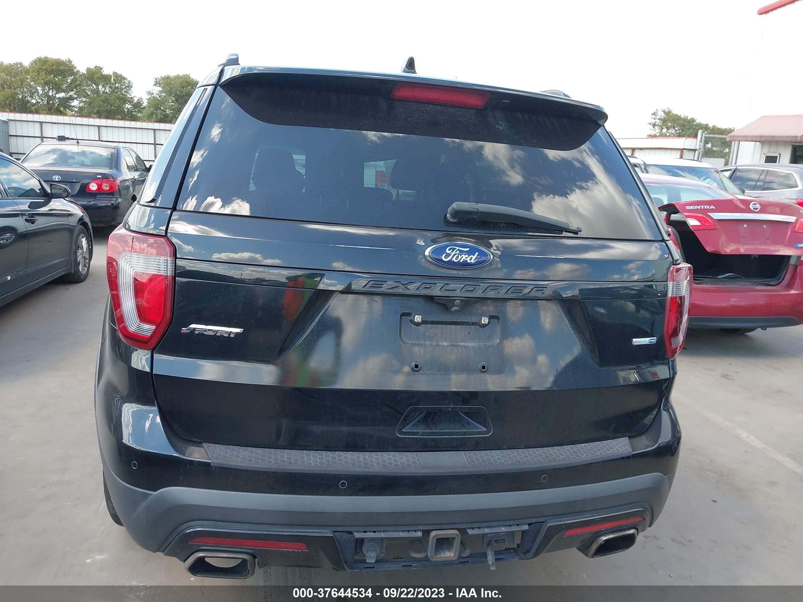 Photo 14 VIN: 1FM5K8GT5GGB05421 - FORD EXPLORER 