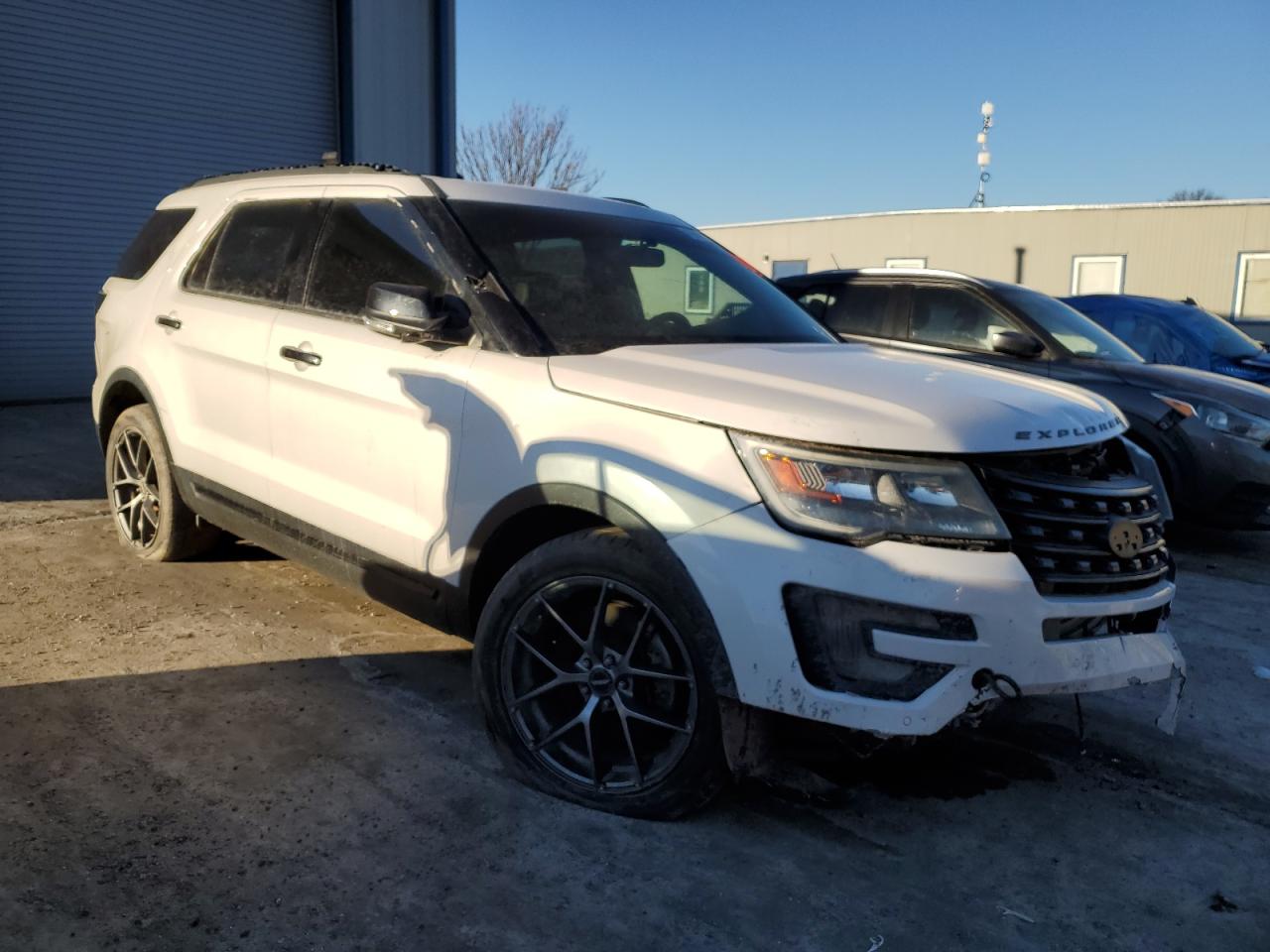 Photo 3 VIN: 1FM5K8GT5HGB07171 - FORD EXPLORER 