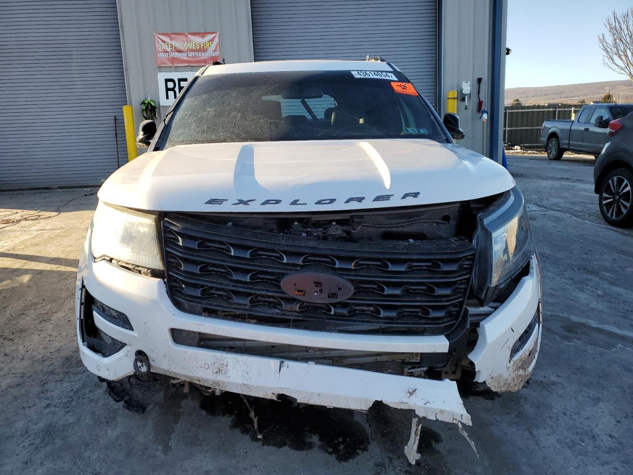 Photo 4 VIN: 1FM5K8GT5HGB07171 - FORD EXPLORER 