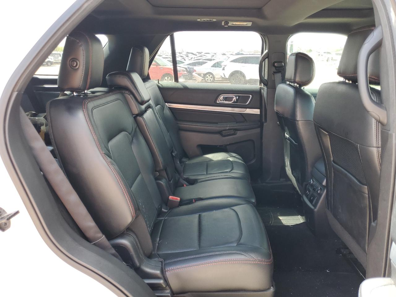 Photo 10 VIN: 1FM5K8GT5HGB30420 - FORD EXPLORER 