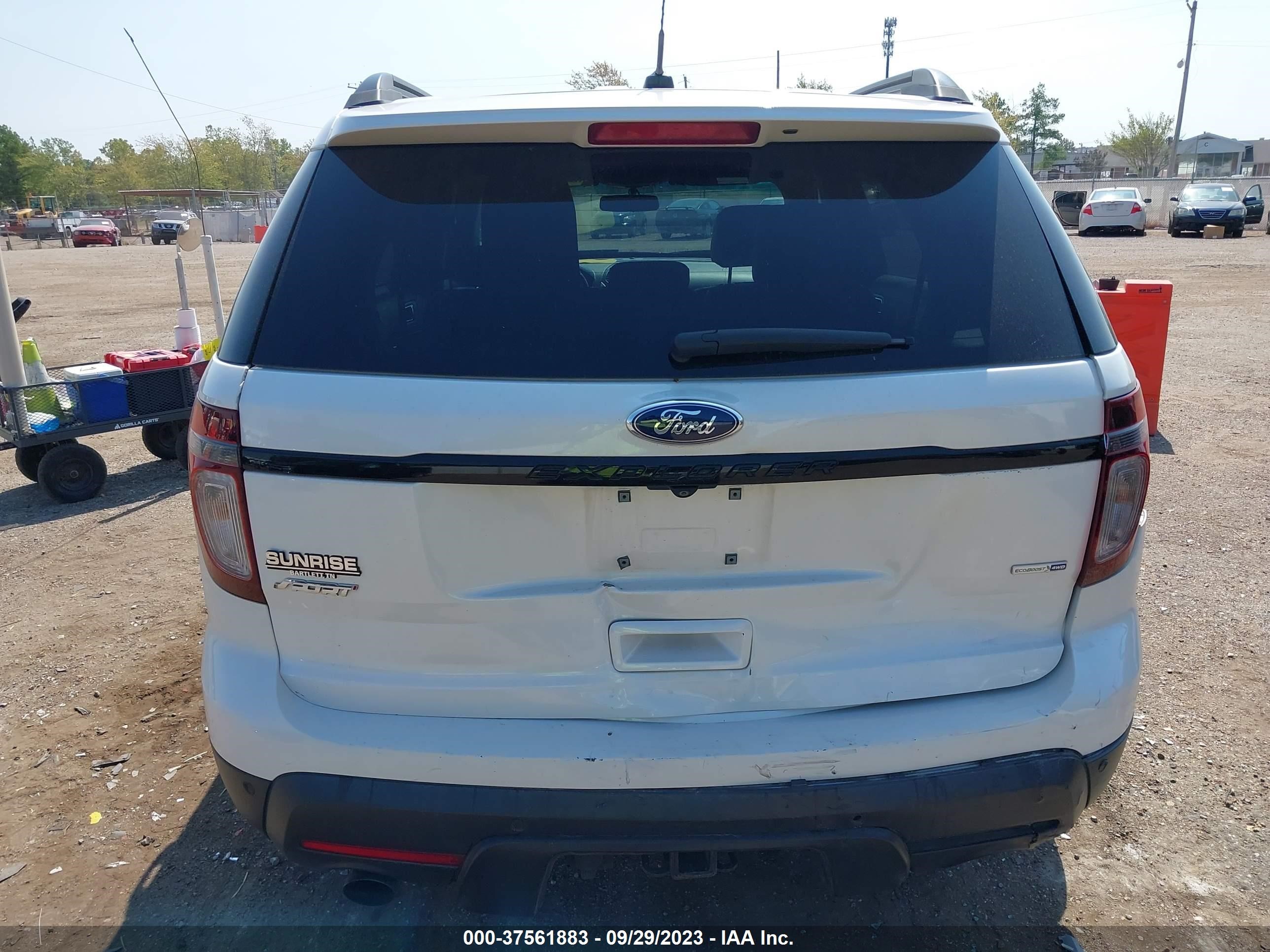 Photo 15 VIN: 1FM5K8GT6EGB36416 - FORD EXPLORER 