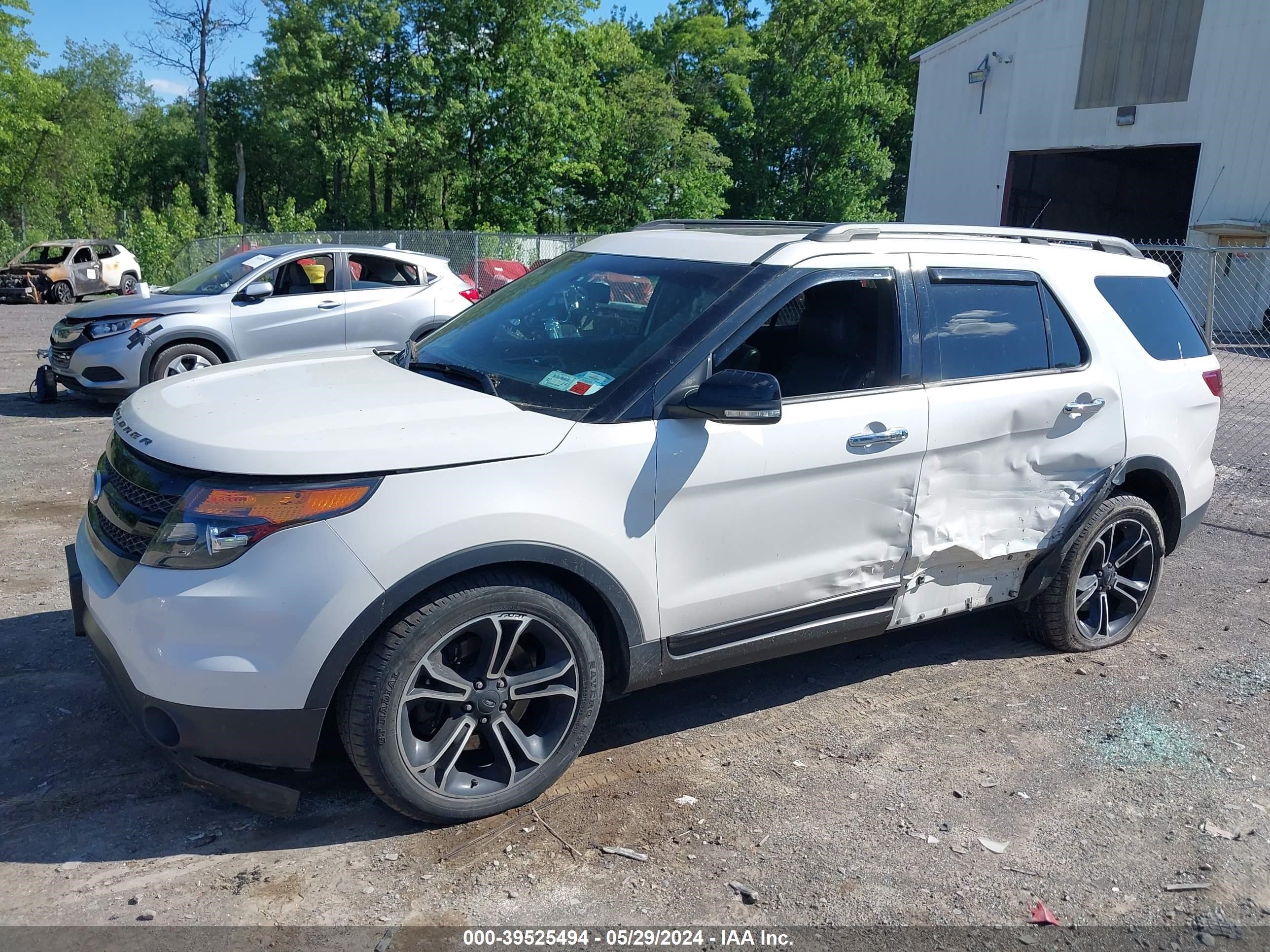 Photo 5 VIN: 1FM5K8GT7EGB14490 - FORD EXPLORER 