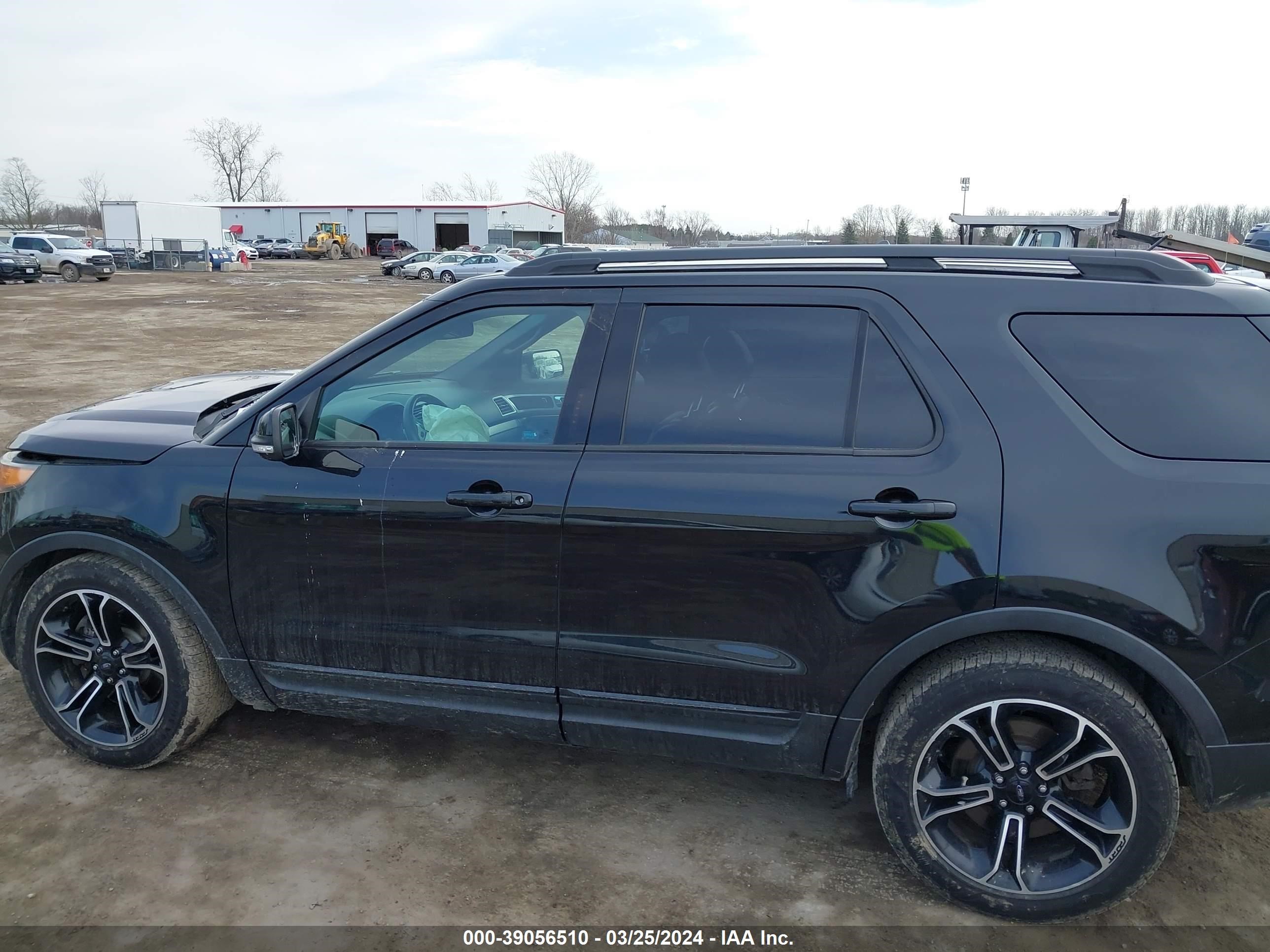 Photo 13 VIN: 1FM5K8GT7FGA08056 - FORD EXPLORER 