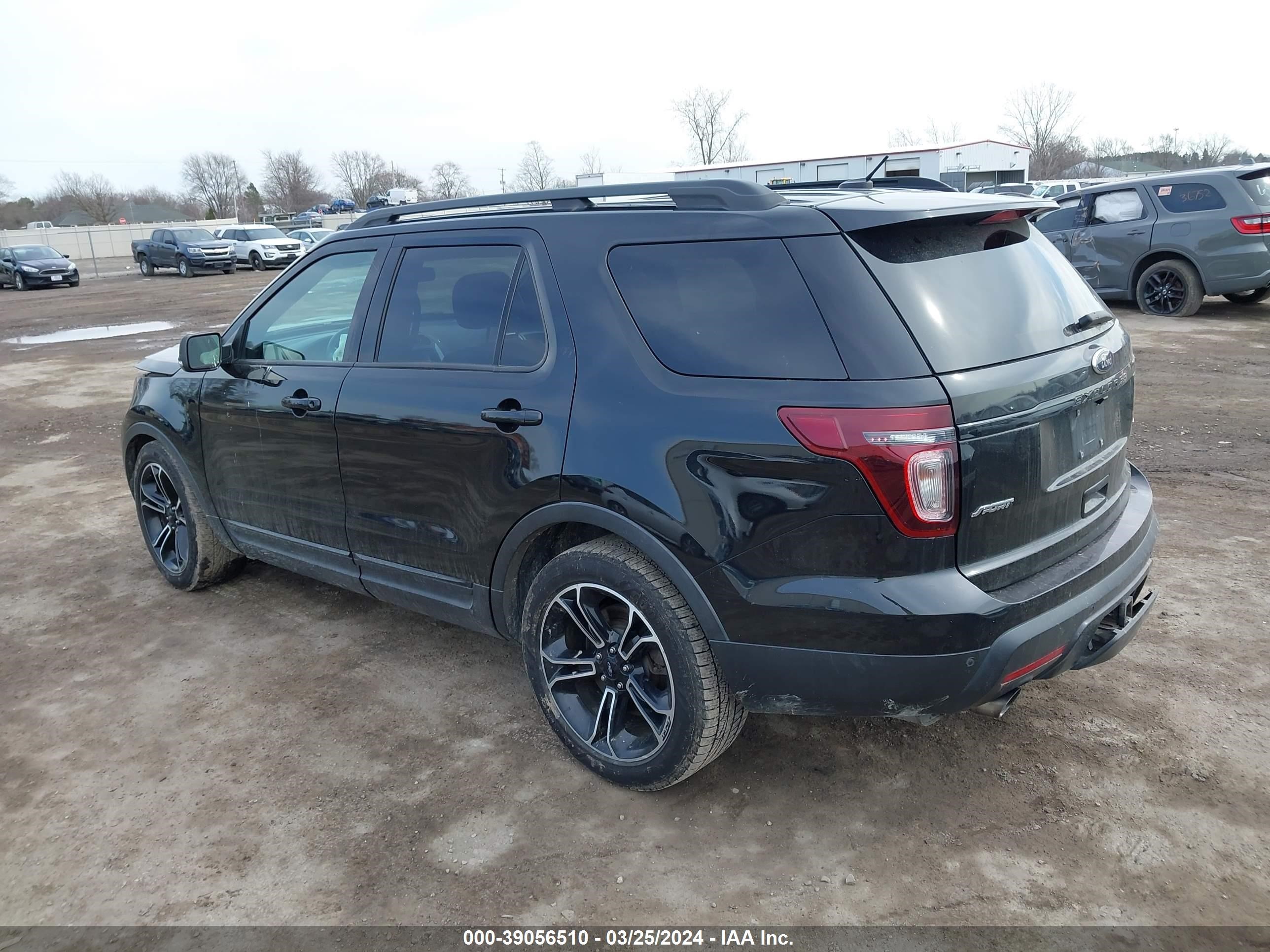 Photo 2 VIN: 1FM5K8GT7FGA08056 - FORD EXPLORER 