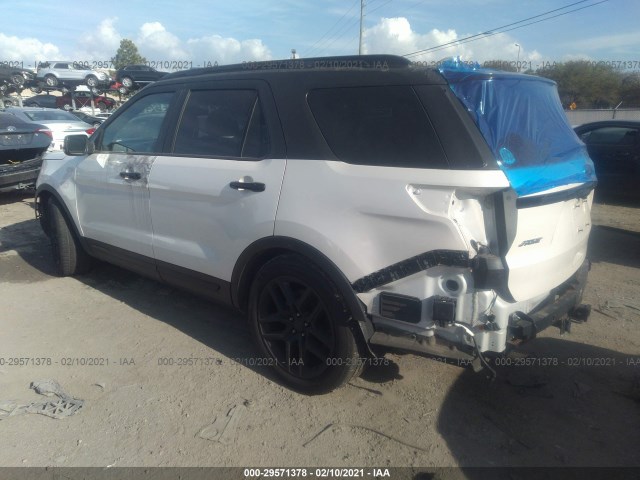 Photo 2 VIN: 1FM5K8GT7GGB93114 - FORD EXPLORER 