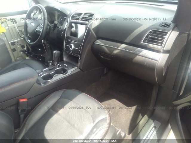 Photo 4 VIN: 1FM5K8GT7JGA80724 - FORD EXPLORER 