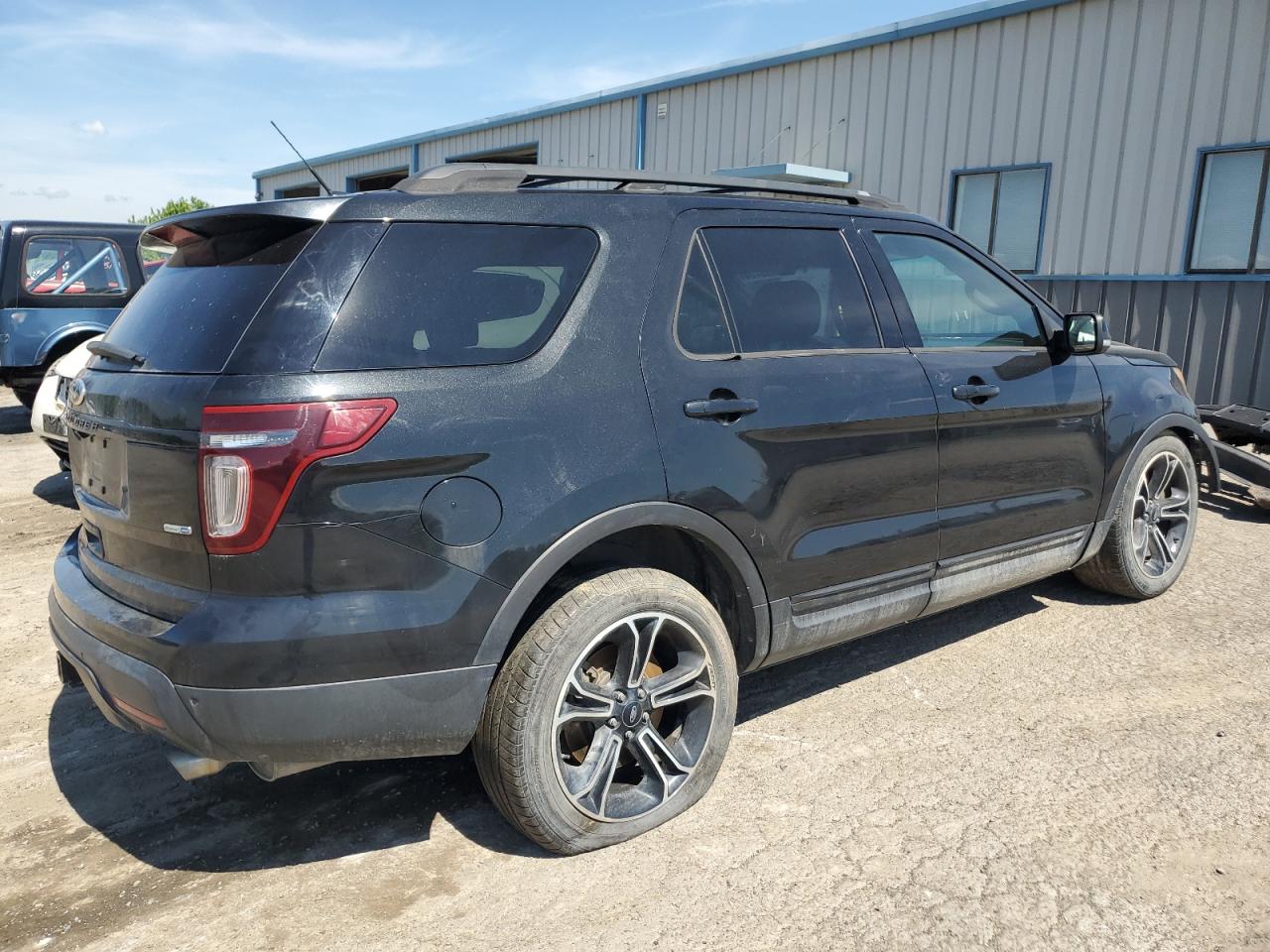 Photo 2 VIN: 1FM5K8GT9FGA25084 - FORD EXPLORER 